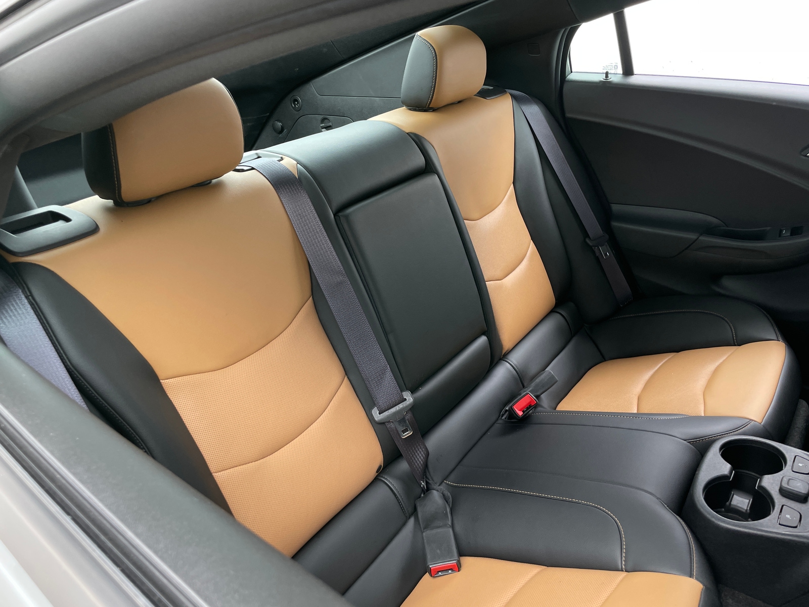 Thumbnail: 2017 Chevrolet Volt - 5