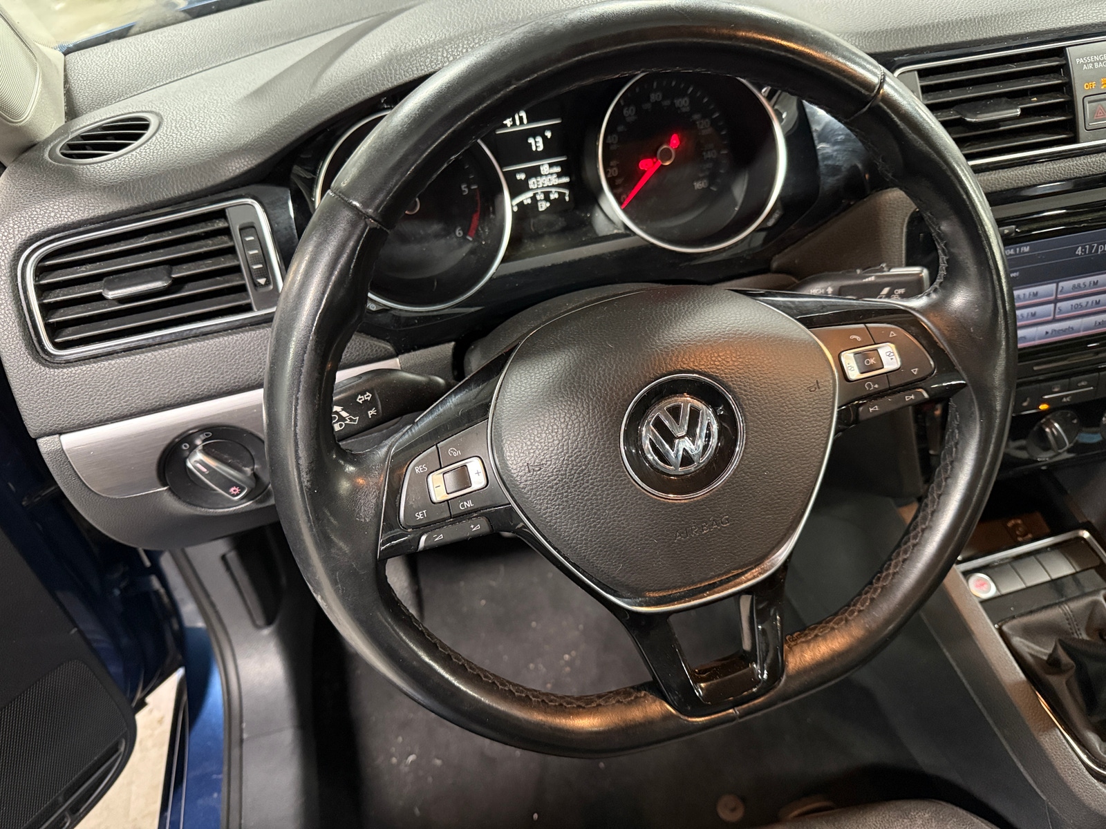 Thumbnail: 2015 Volkswagen Jetta - 5
