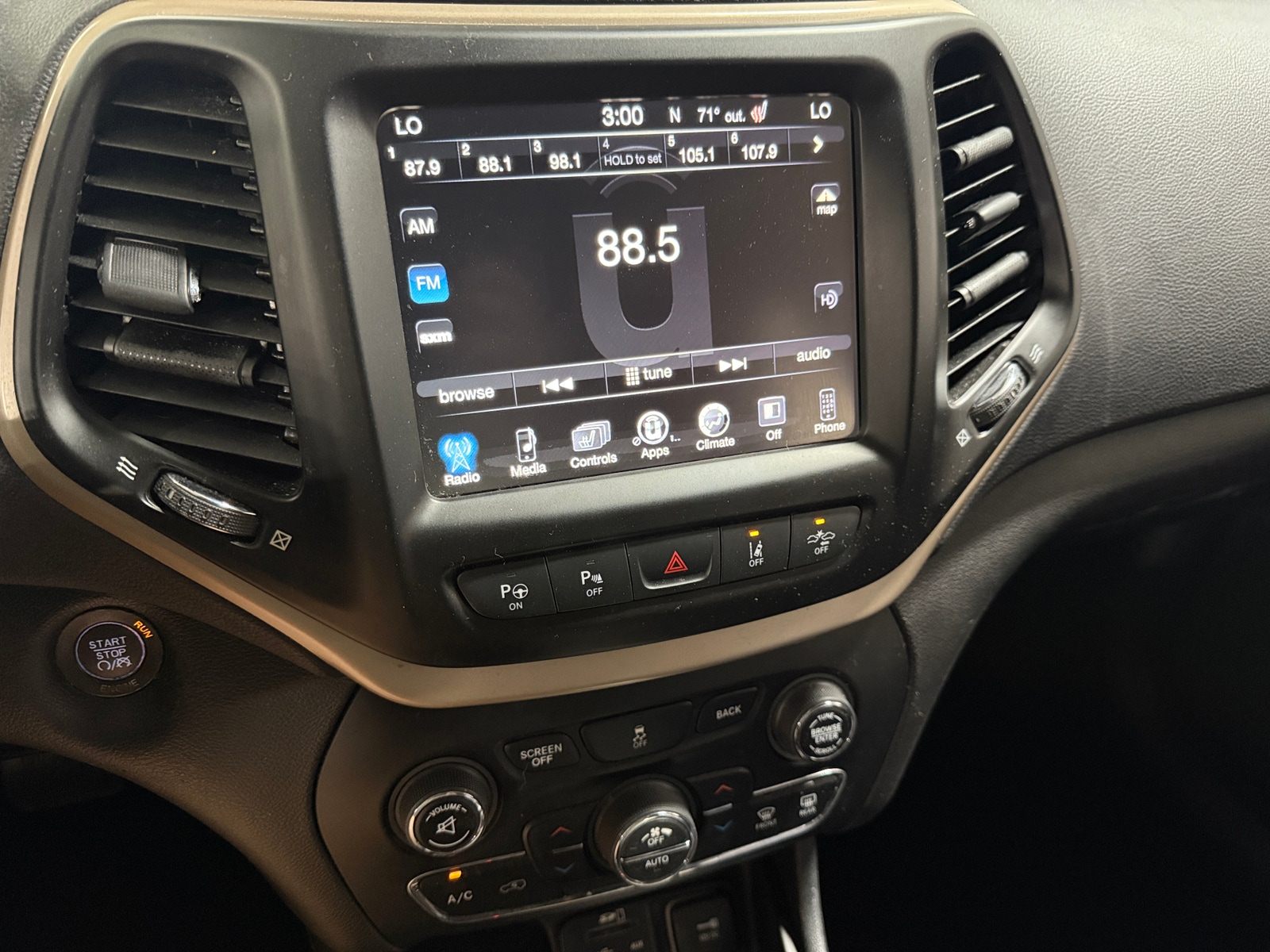 Thumbnail: 2014 Jeep Cherokee - 3