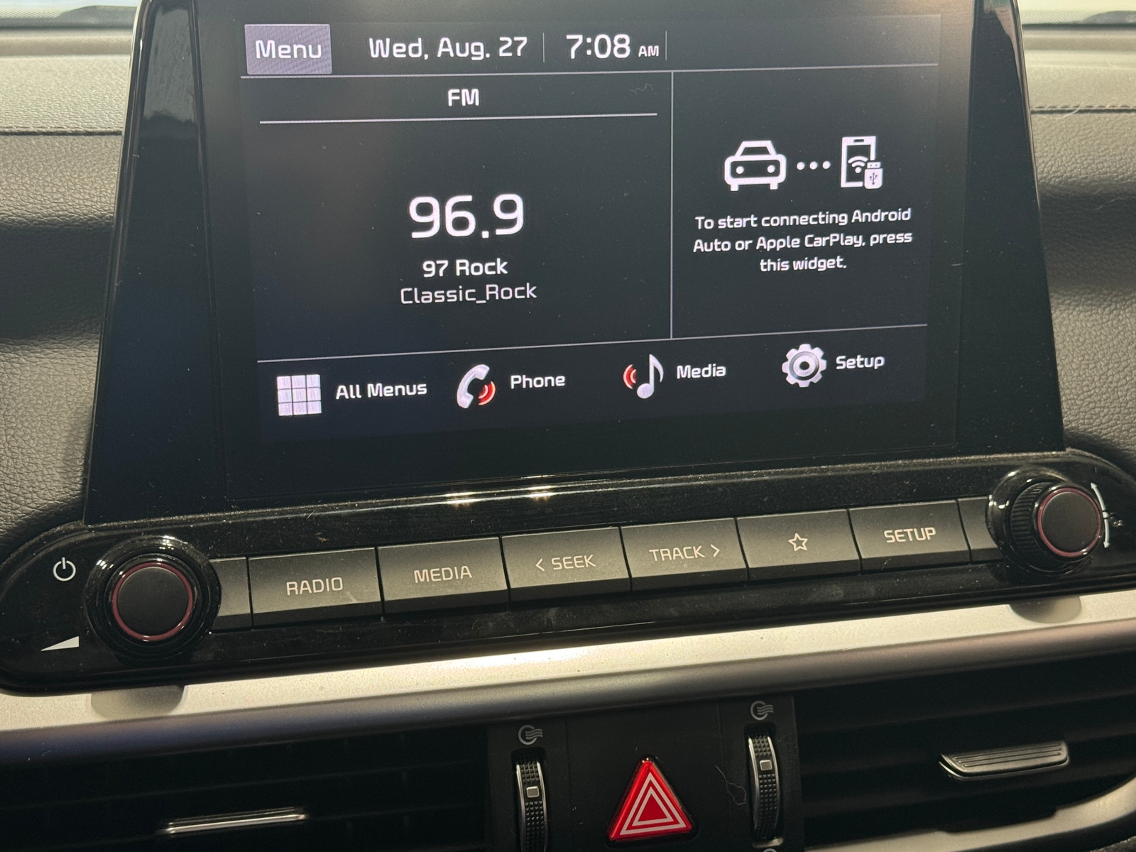 Thumbnail: 2023 Kia Forte - 4