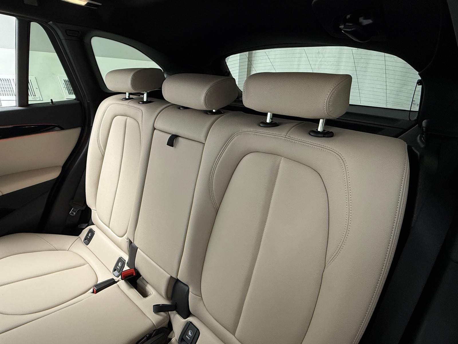 Thumbnail: 2022 BMW X1 - 5