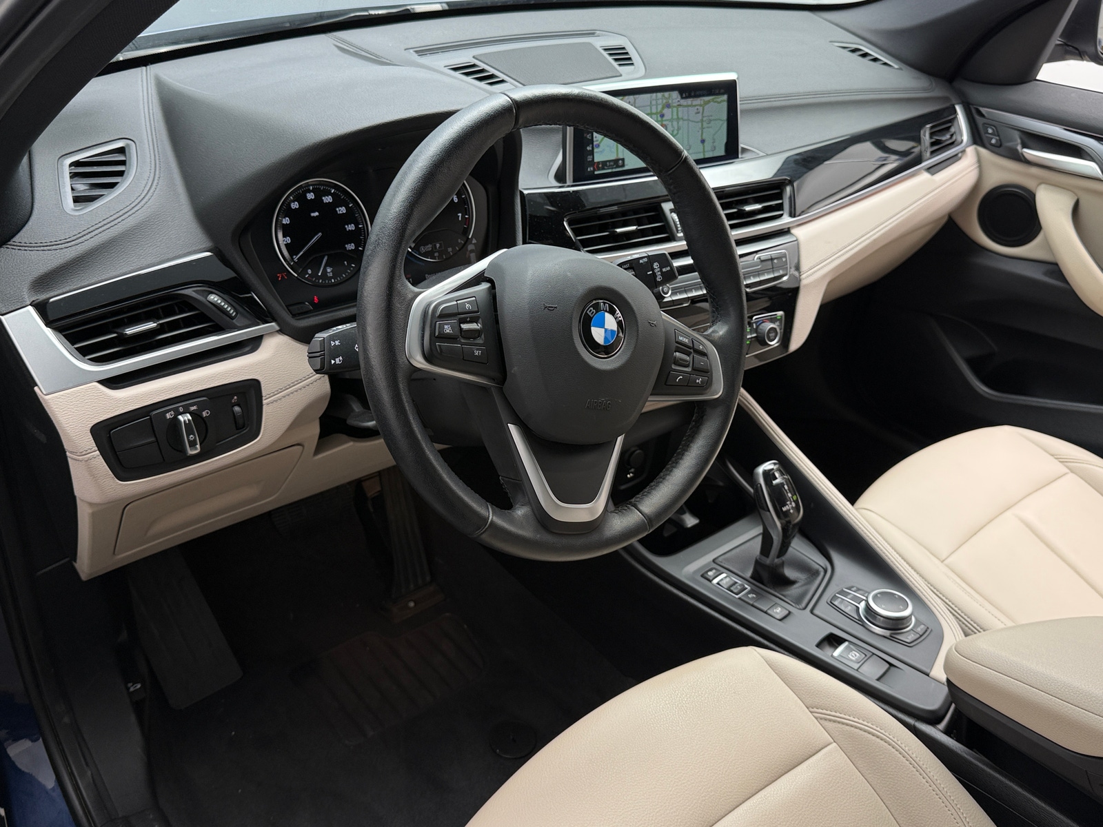 Thumbnail: 2022 BMW X1 - 2