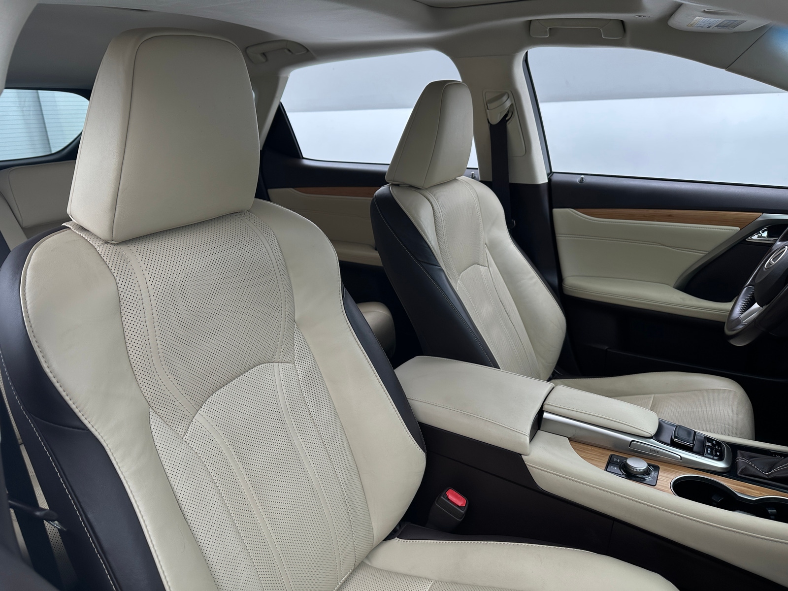 Thumbnail: 2018 Lexus RX - 2
