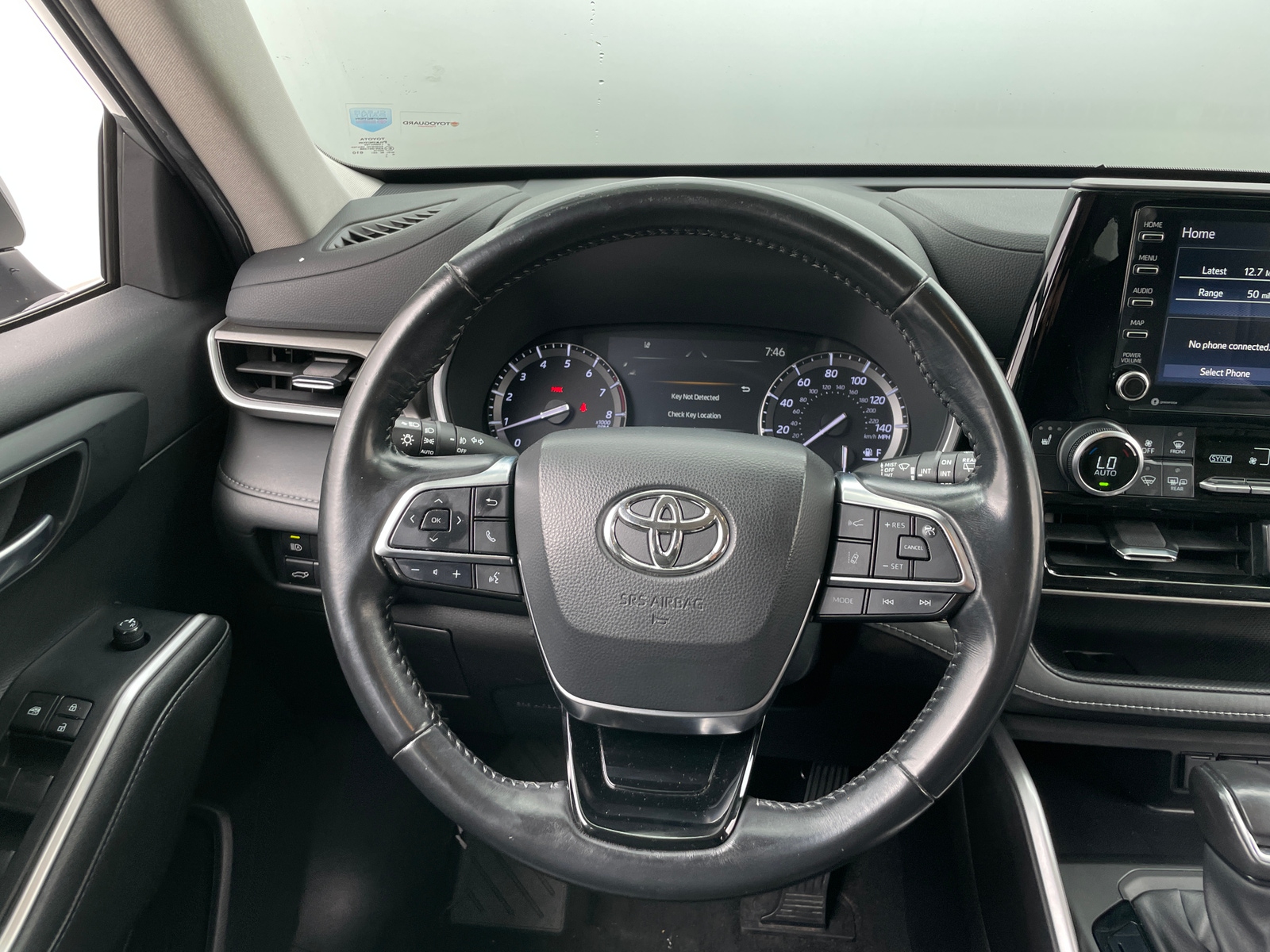 Thumbnail: 2021 Toyota Highlander - 4