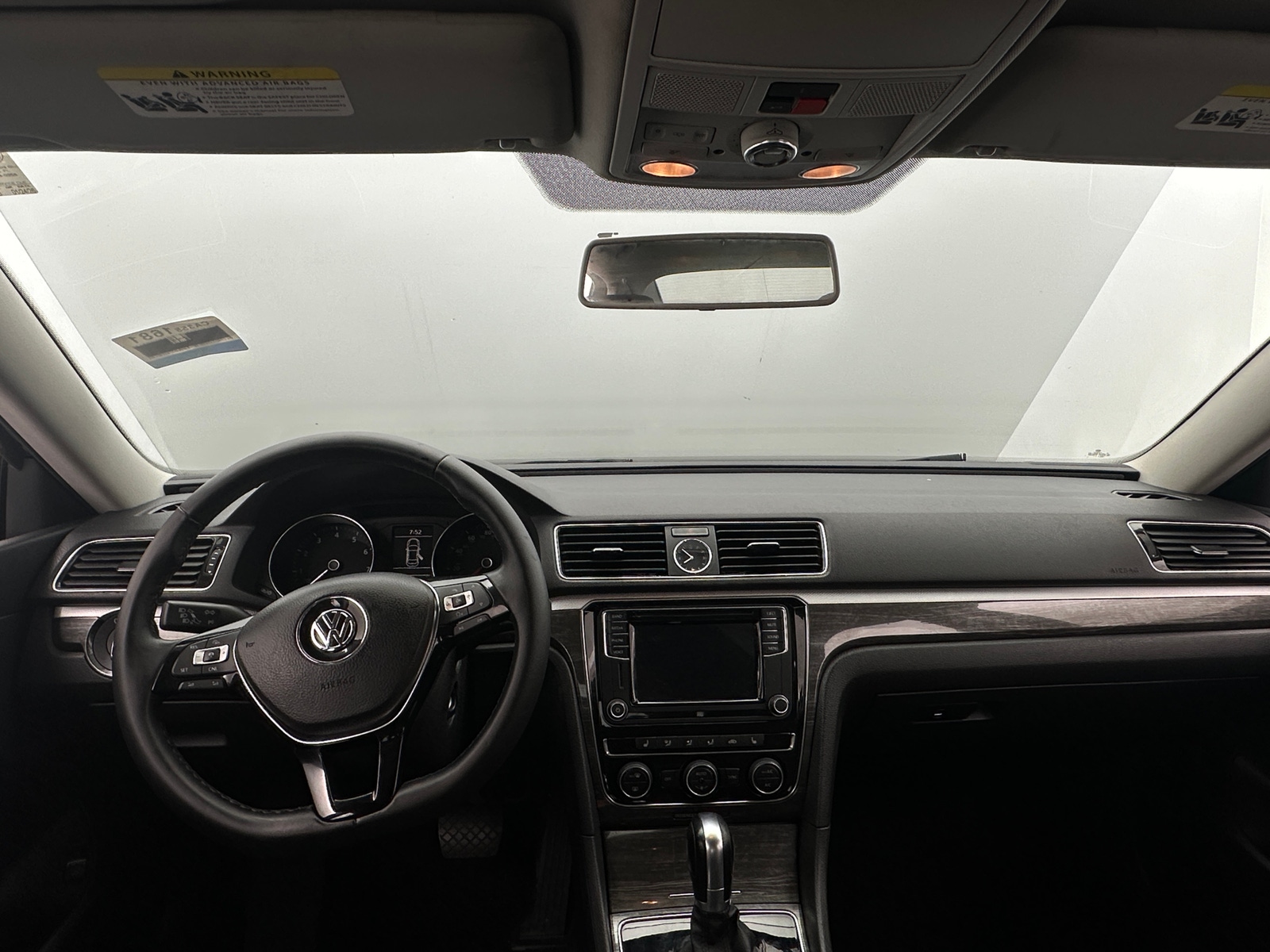 Thumbnail: 2016 Volkswagen Passat - 3