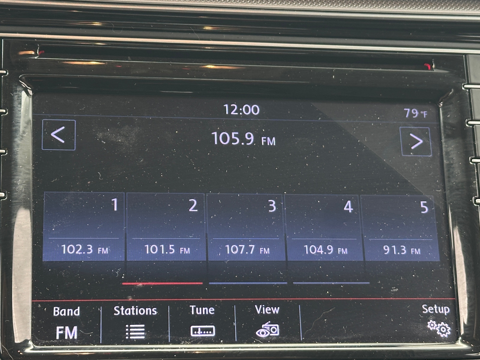 Thumbnail: 2016 Volkswagen Passat - 4