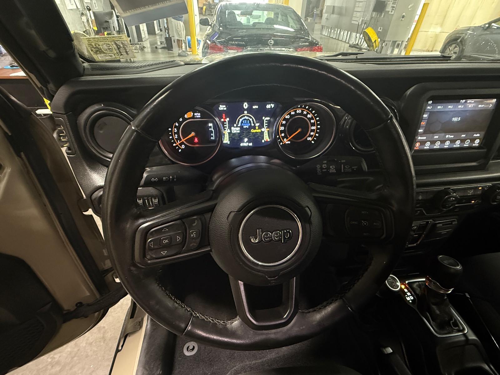 Thumbnail: 2022 Jeep Wrangler - 5