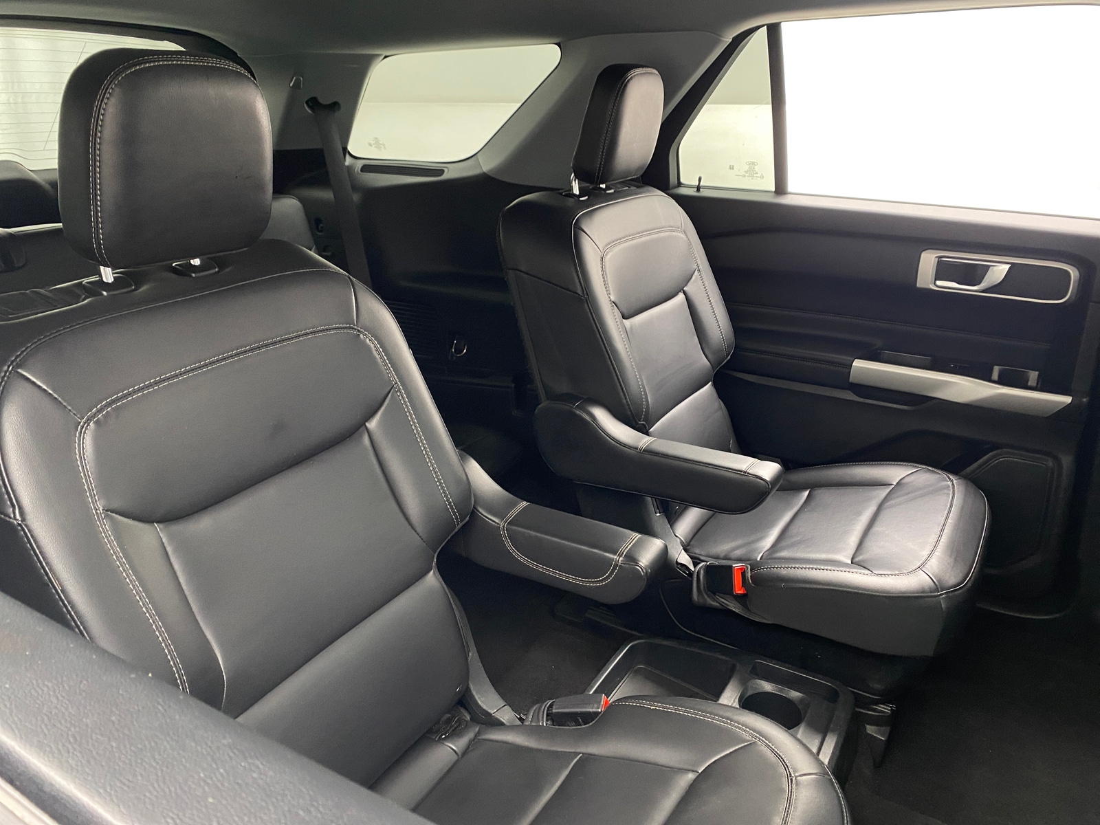 Thumbnail: 2021 Ford Explorer - 5