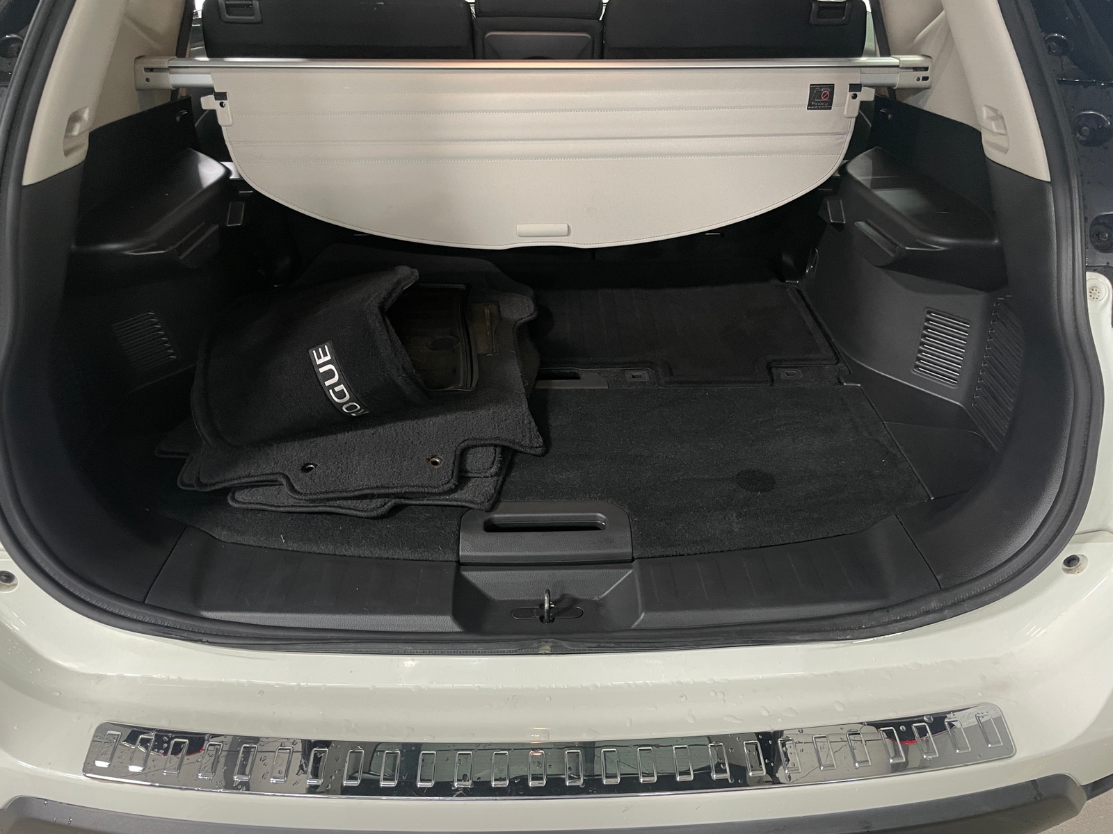 Thumbnail: 2017 Nissan Rogue - 7