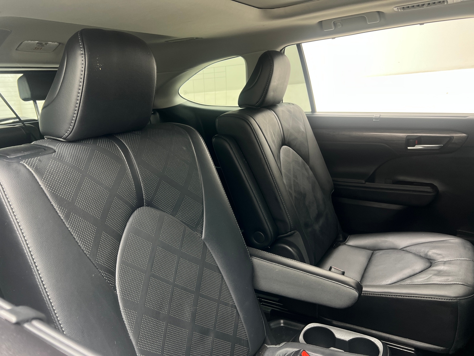 Thumbnail: 2021 Toyota Highlander - 6