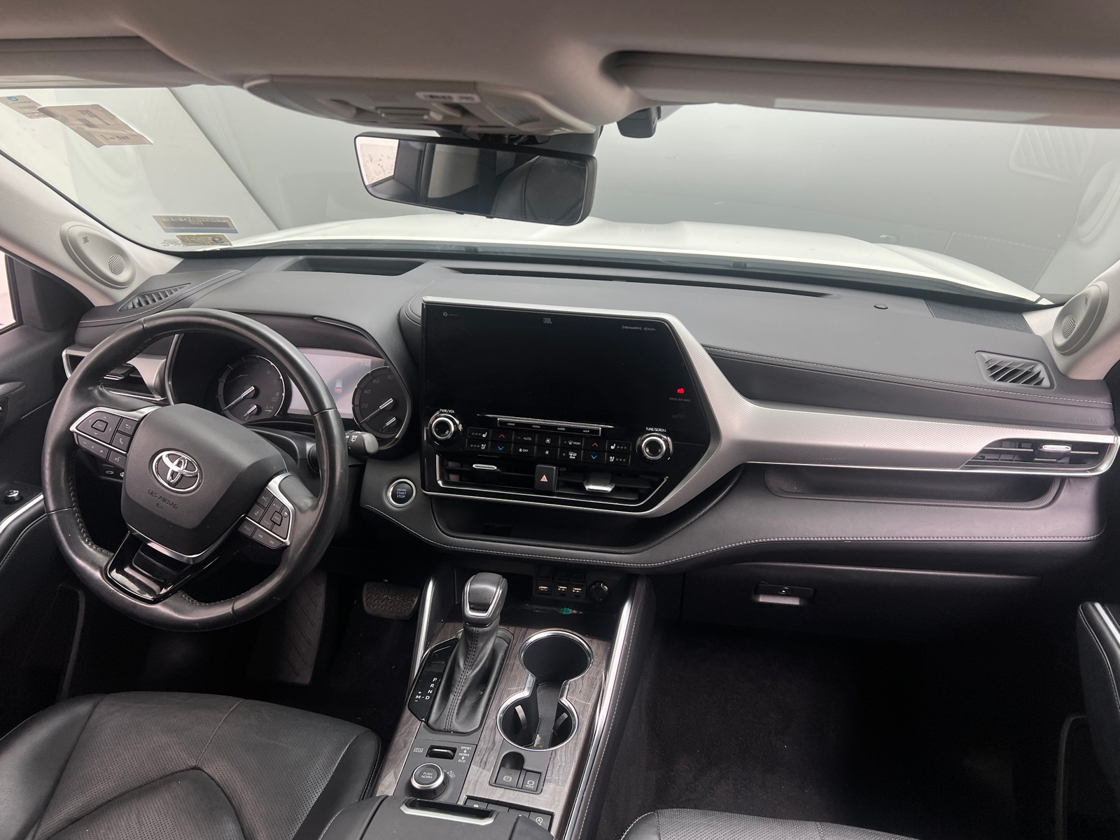 Thumbnail: 2021 Toyota Highlander - 3