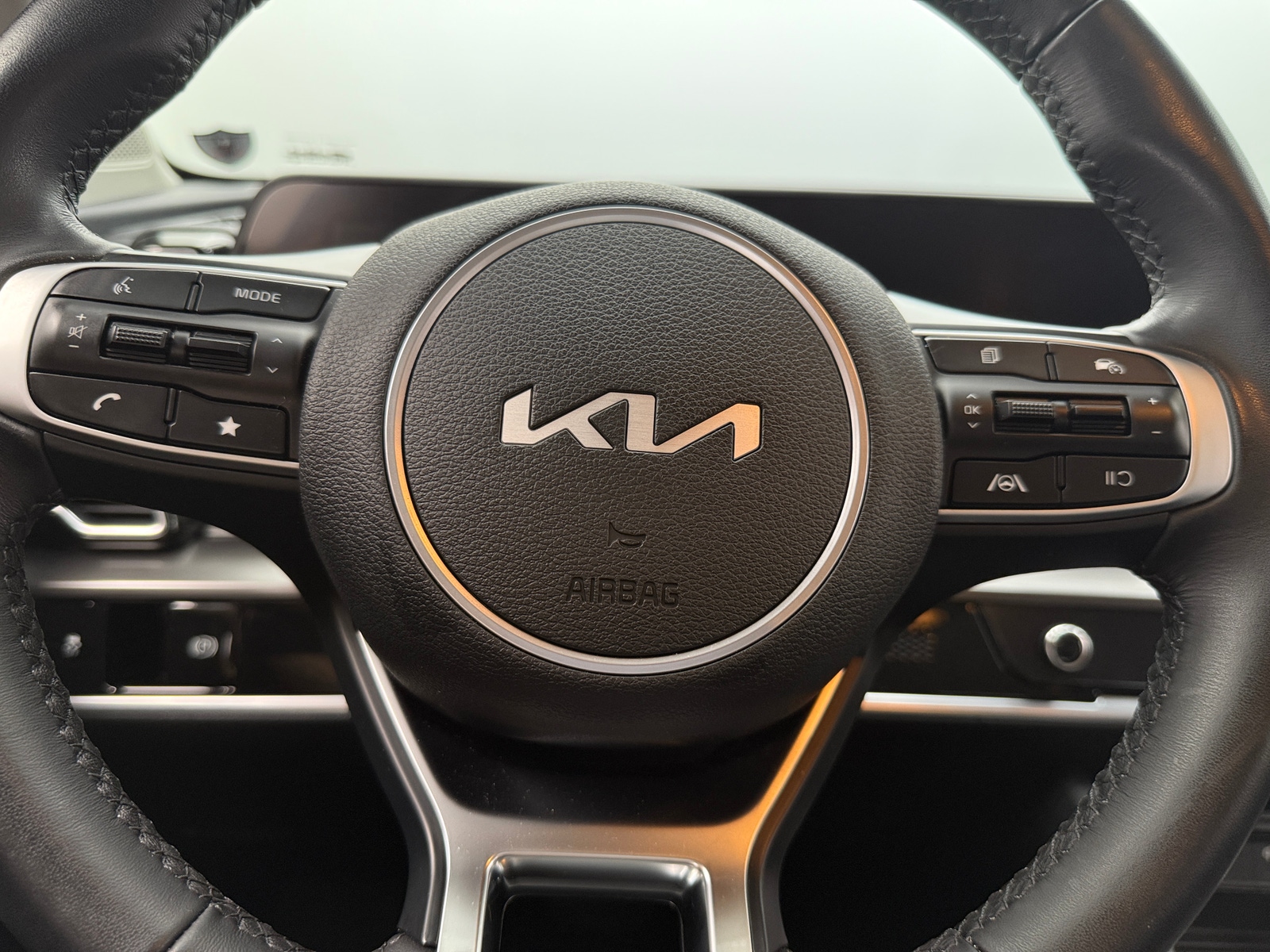 Thumbnail: 2024 Kia Sportage - 4