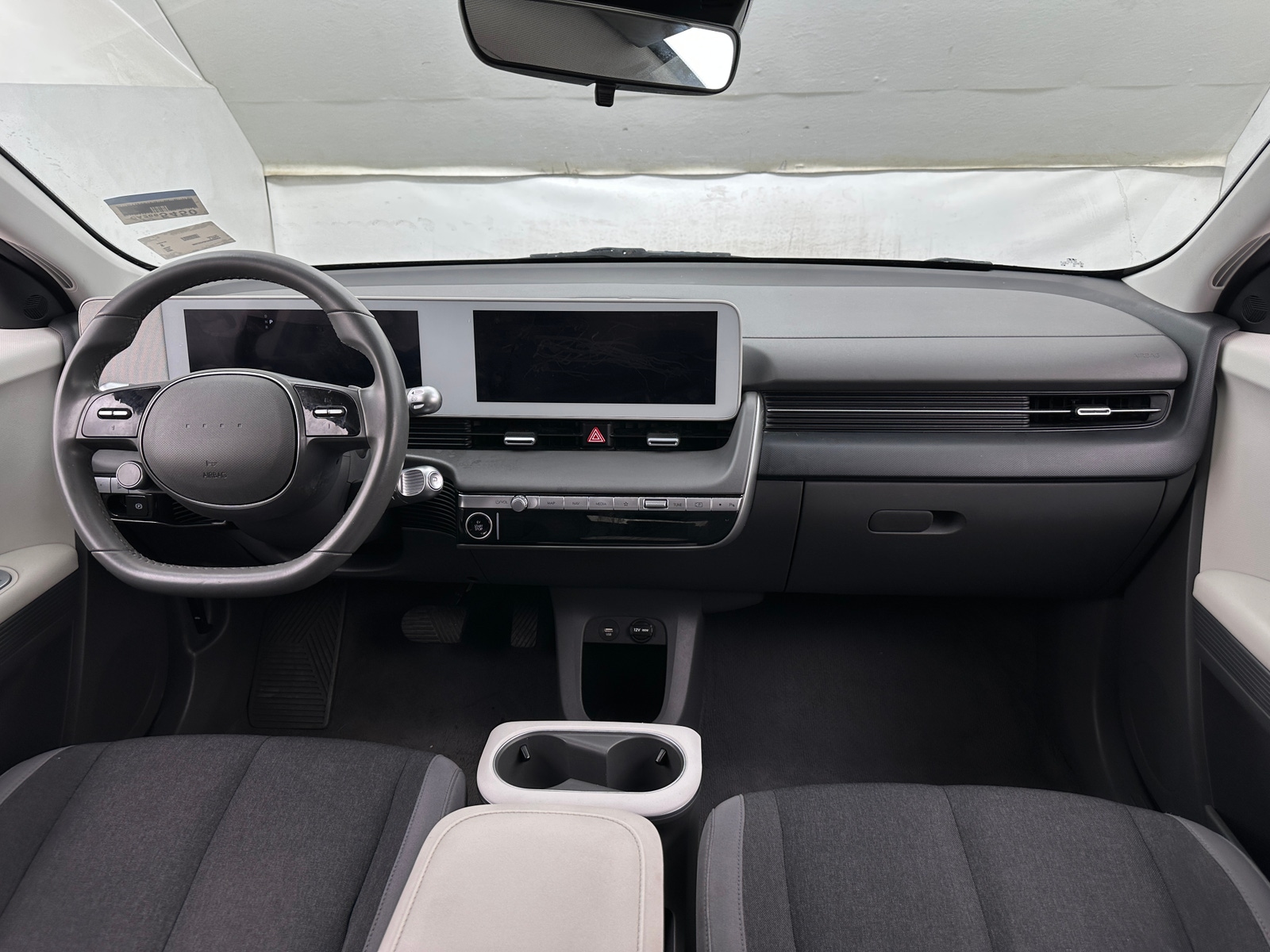 Thumbnail: 2023 Hyundai Ioniq 5 - 3
