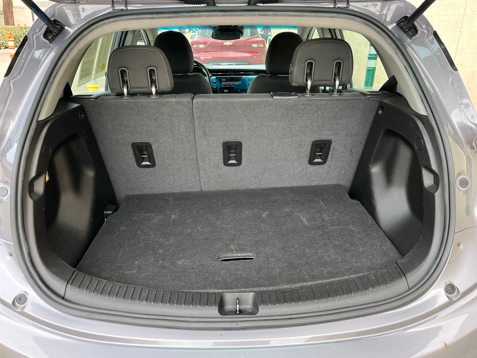 Thumbnail: 2023 Chevrolet Bolt EV - 6