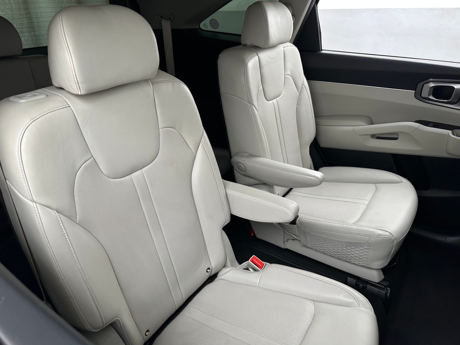 Thumbnail: 2021 Kia Sorento - 5