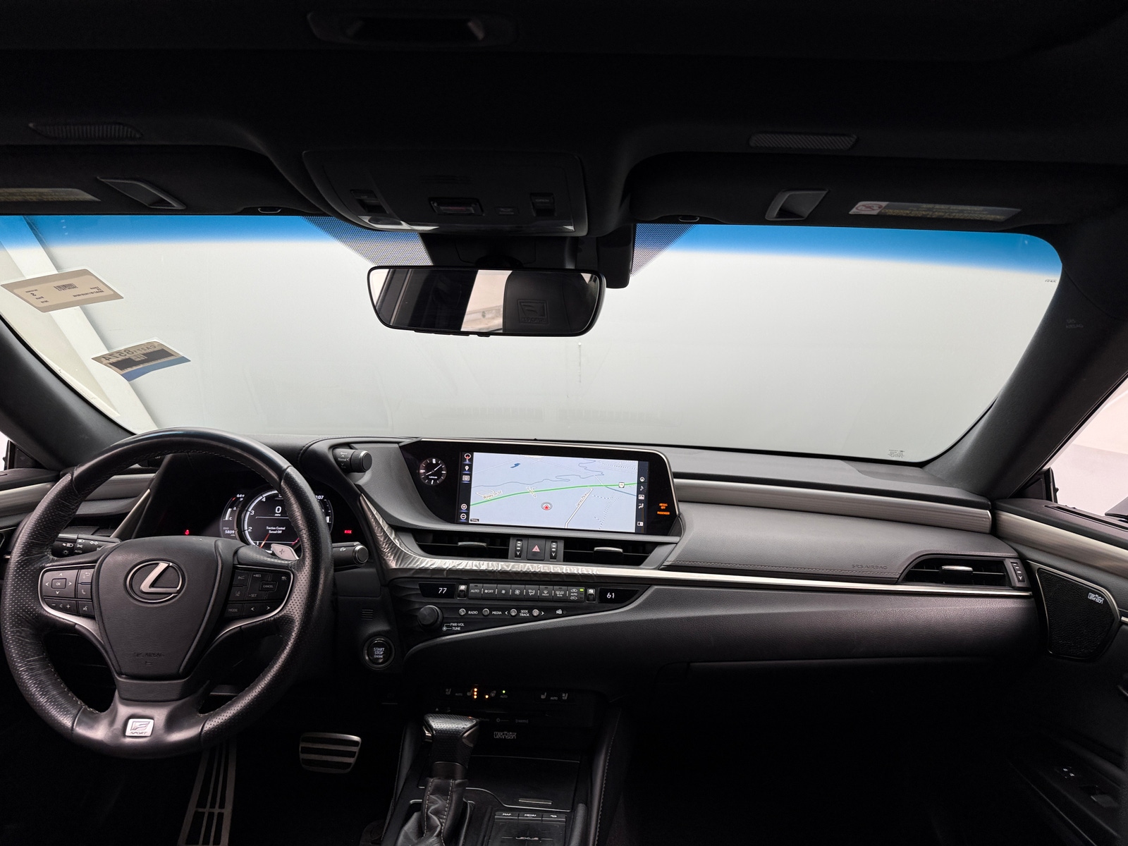 Thumbnail: 2019 Lexus ES - 3