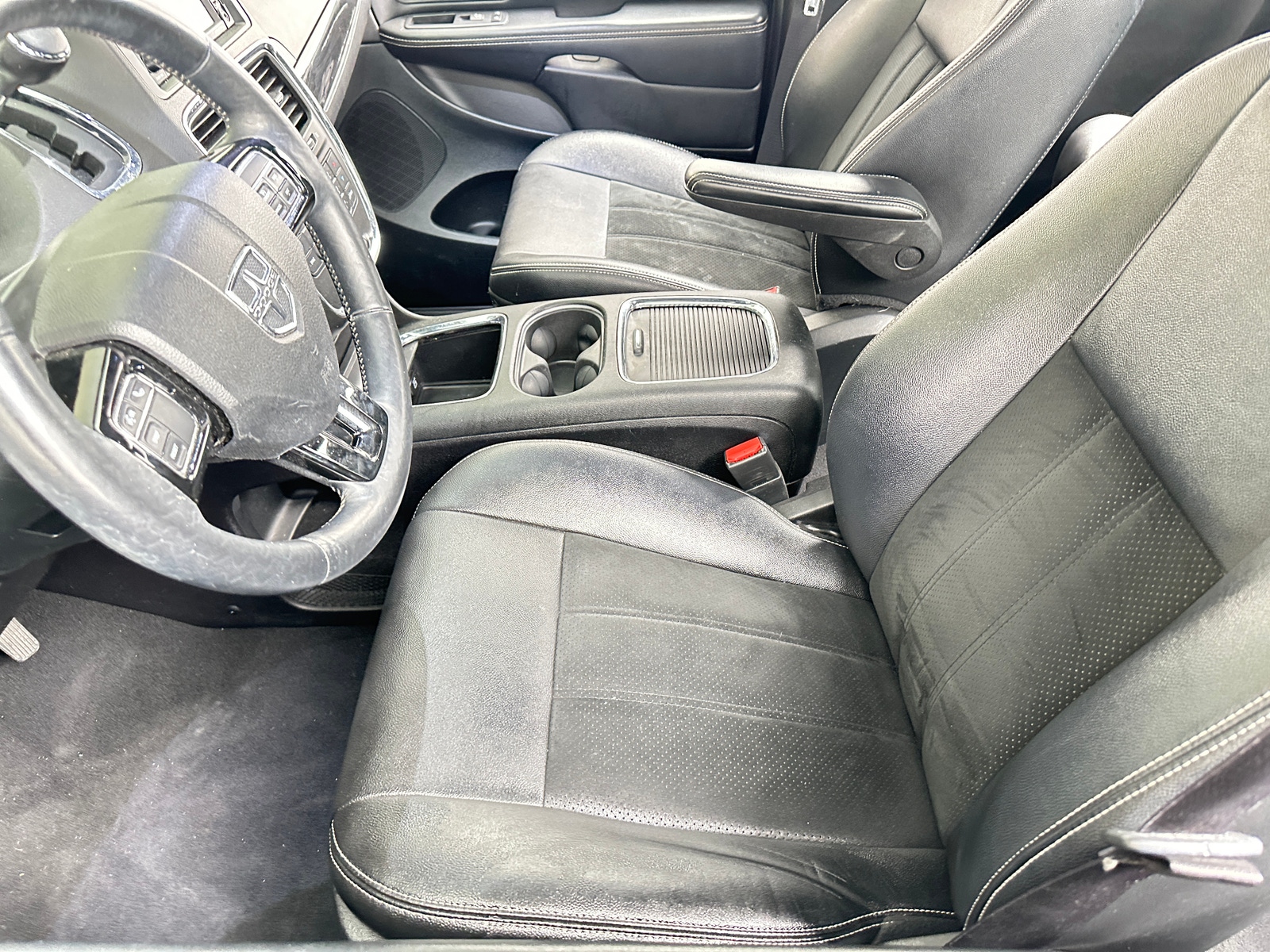 Thumbnail: 2016 Dodge Grand Caravan - 2
