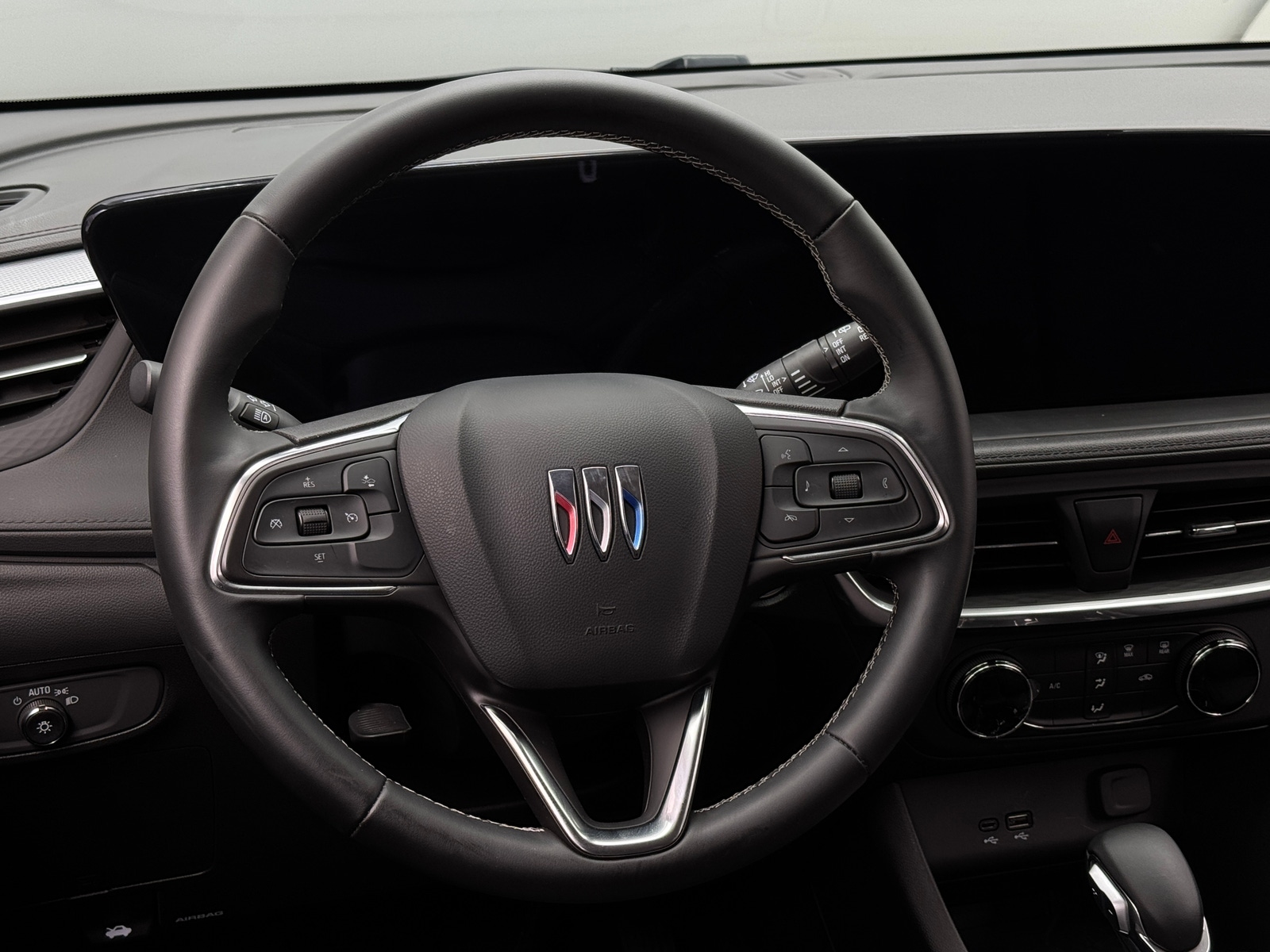 Thumbnail: 2024 Buick Encore GX - 5