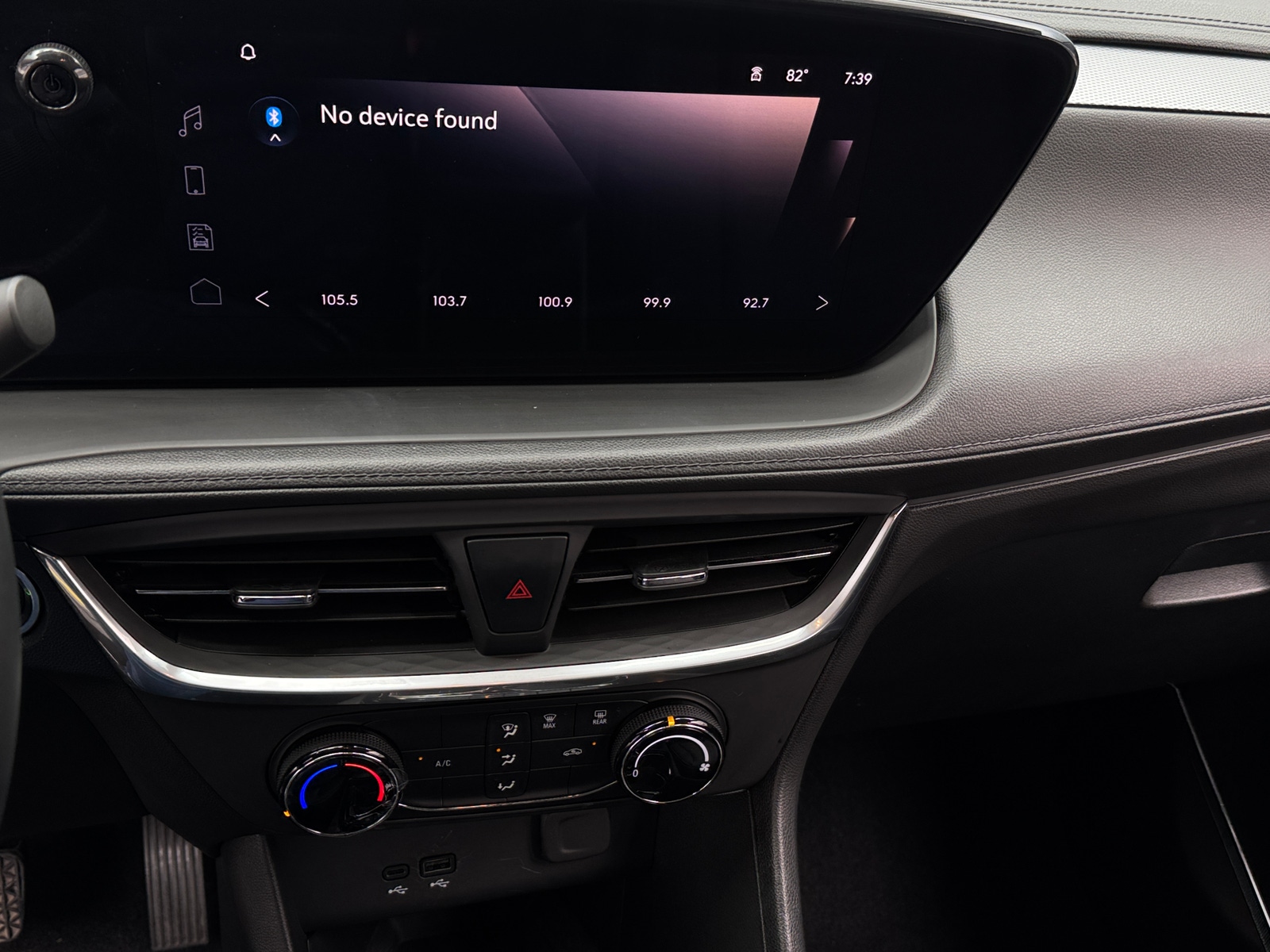 Thumbnail: 2024 Buick Encore GX - 4