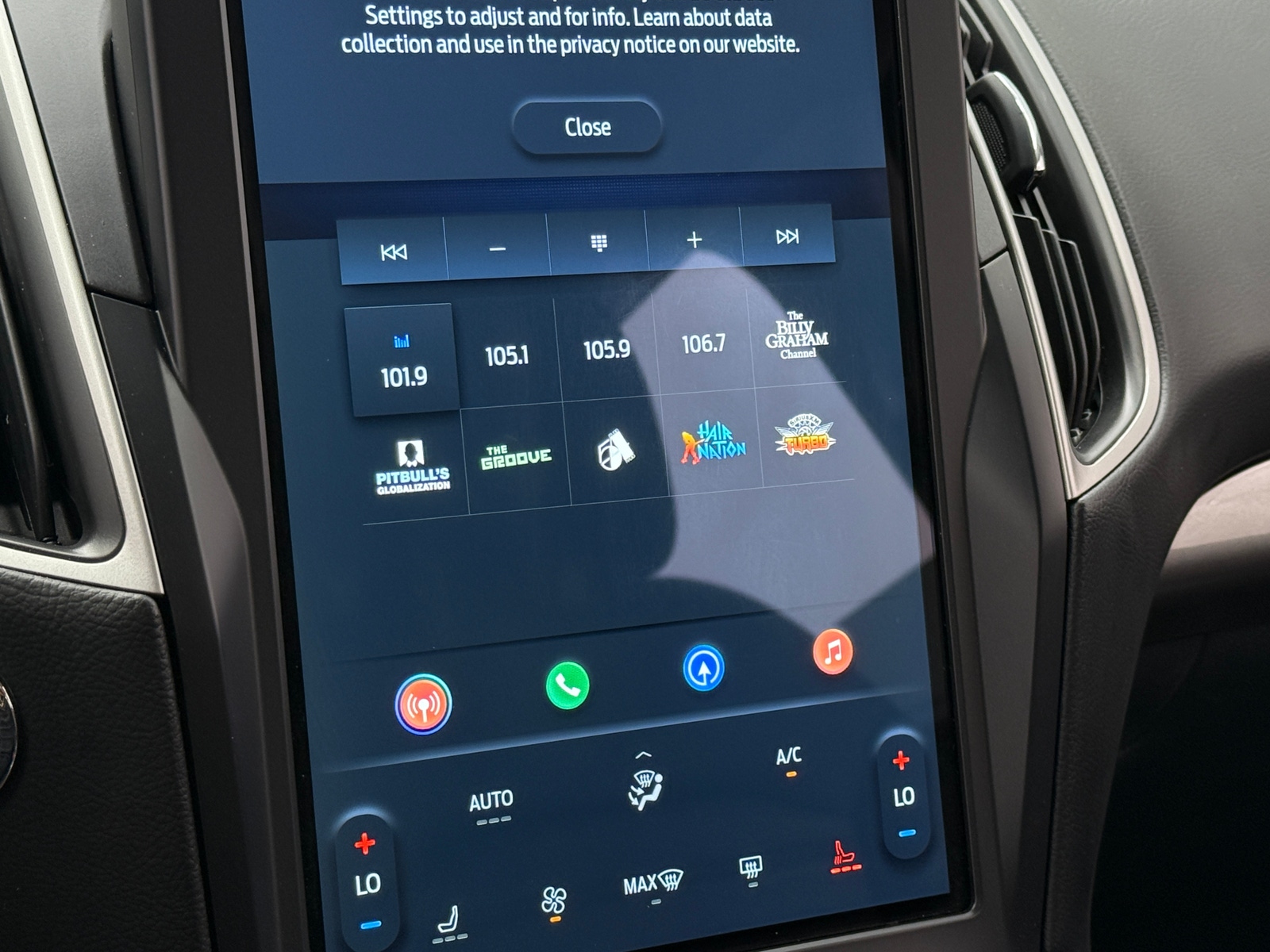 Thumbnail: 2024 Ford Edge - 3