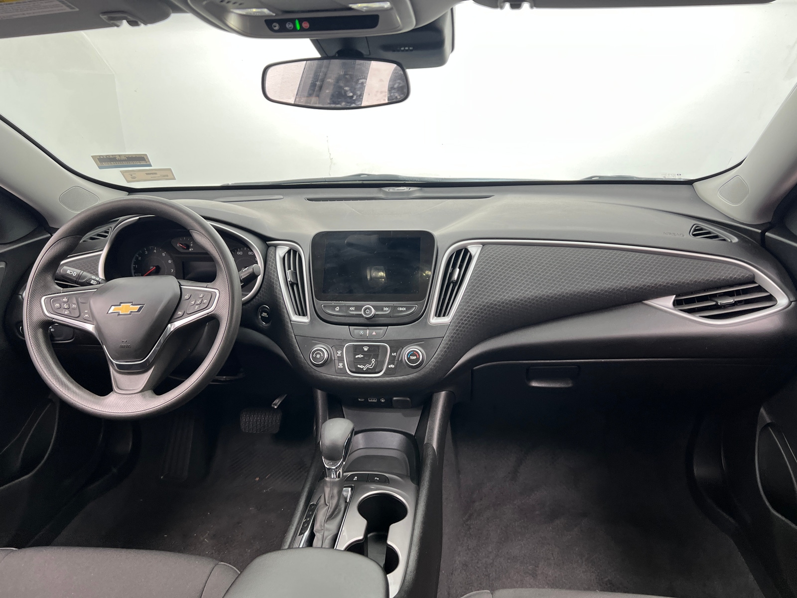 Thumbnail: 2024 Chevrolet Malibu - 3