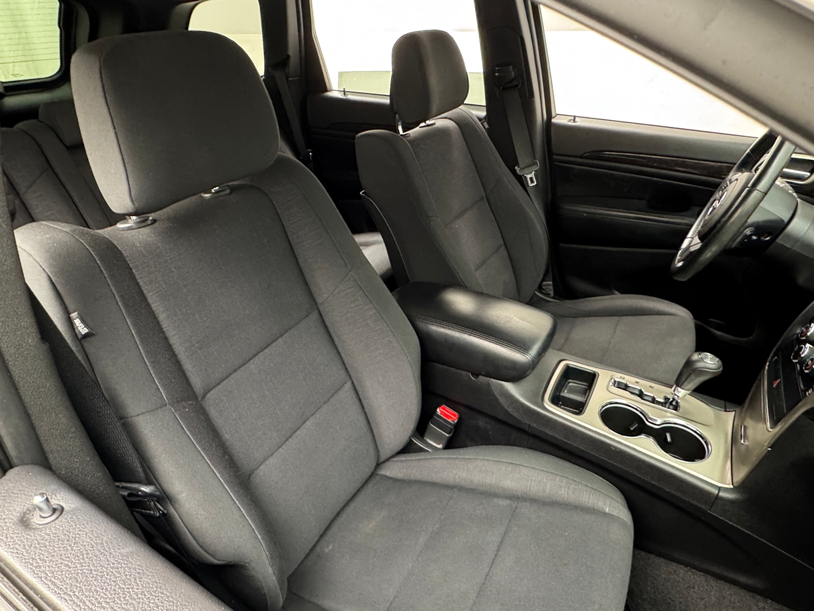 Thumbnail: 2011 Jeep Grand Cherokee - 2