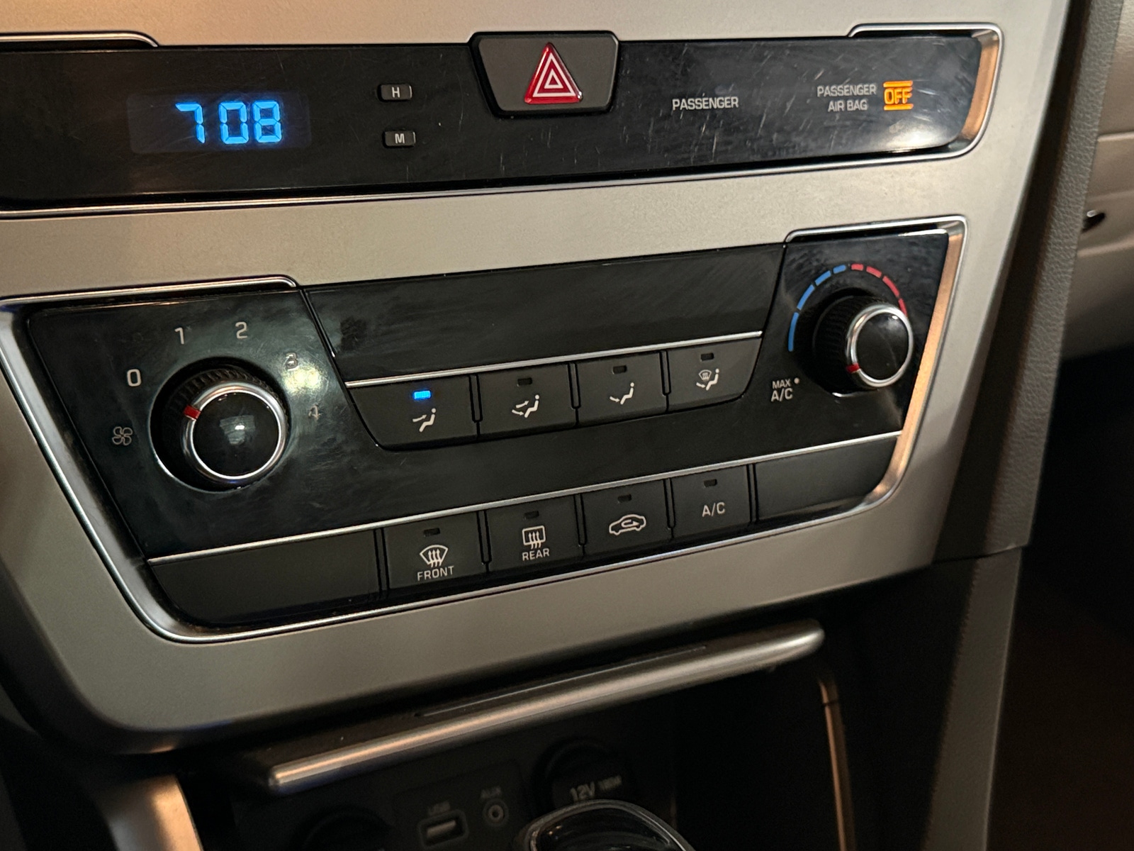 Thumbnail: 2015 Hyundai Sonata - 4