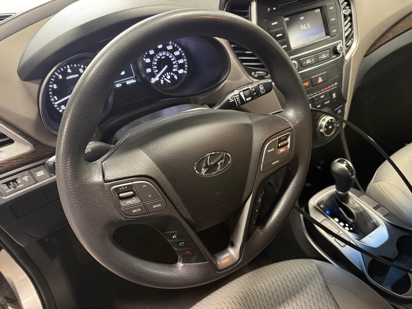 Thumbnail: 2017 Hyundai Santa Fe - 5