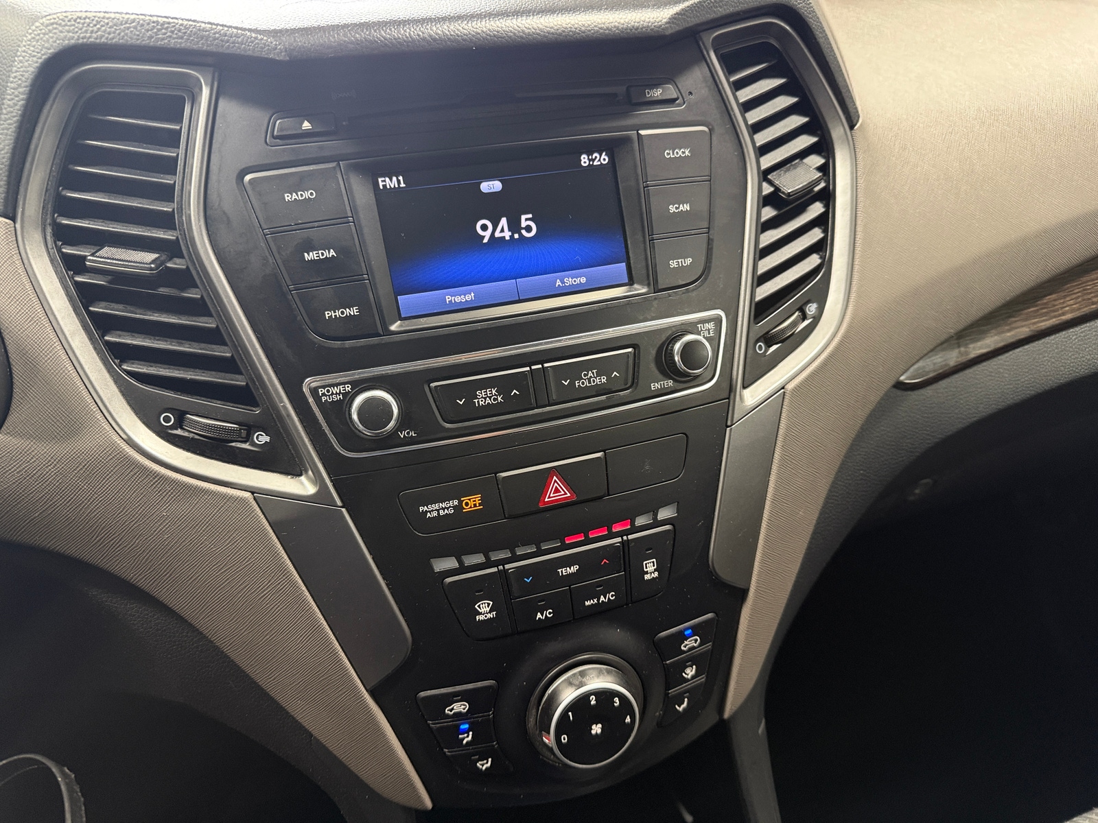 Thumbnail: 2017 Hyundai Santa Fe - 4