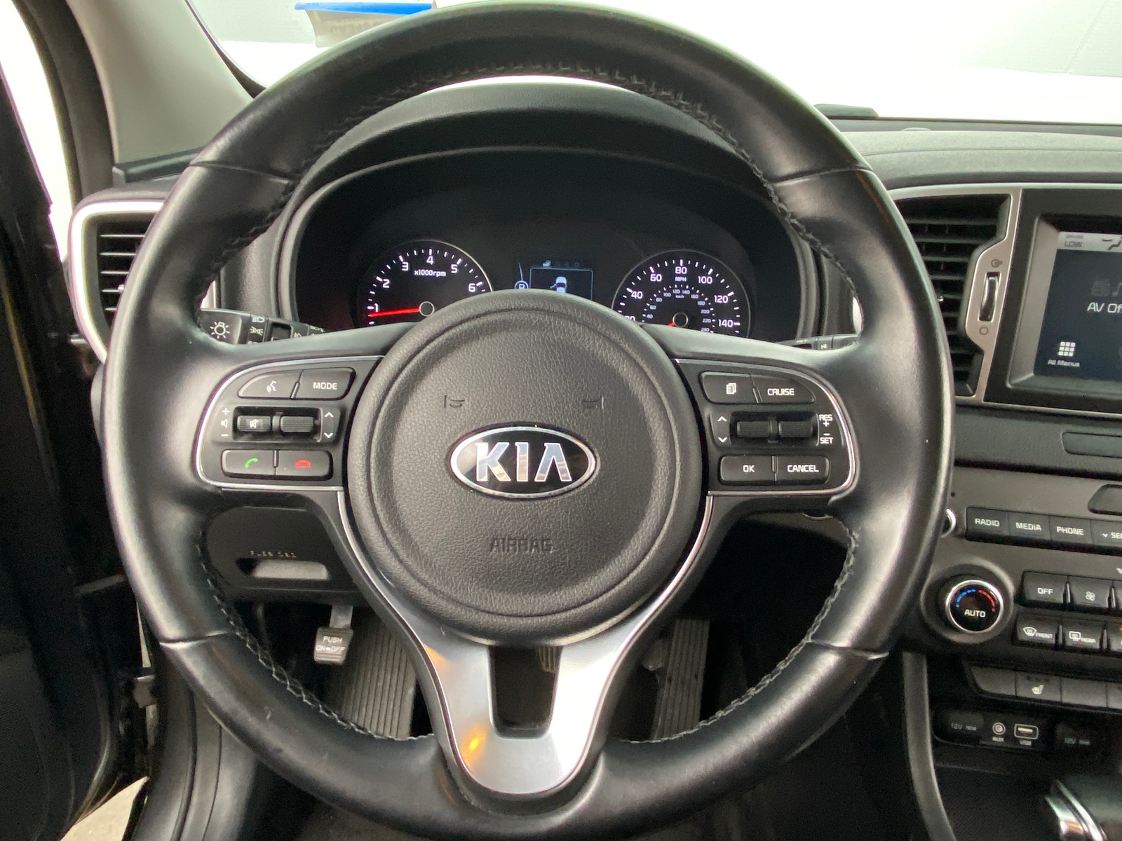 Thumbnail: 2017 Kia Sportage - 4