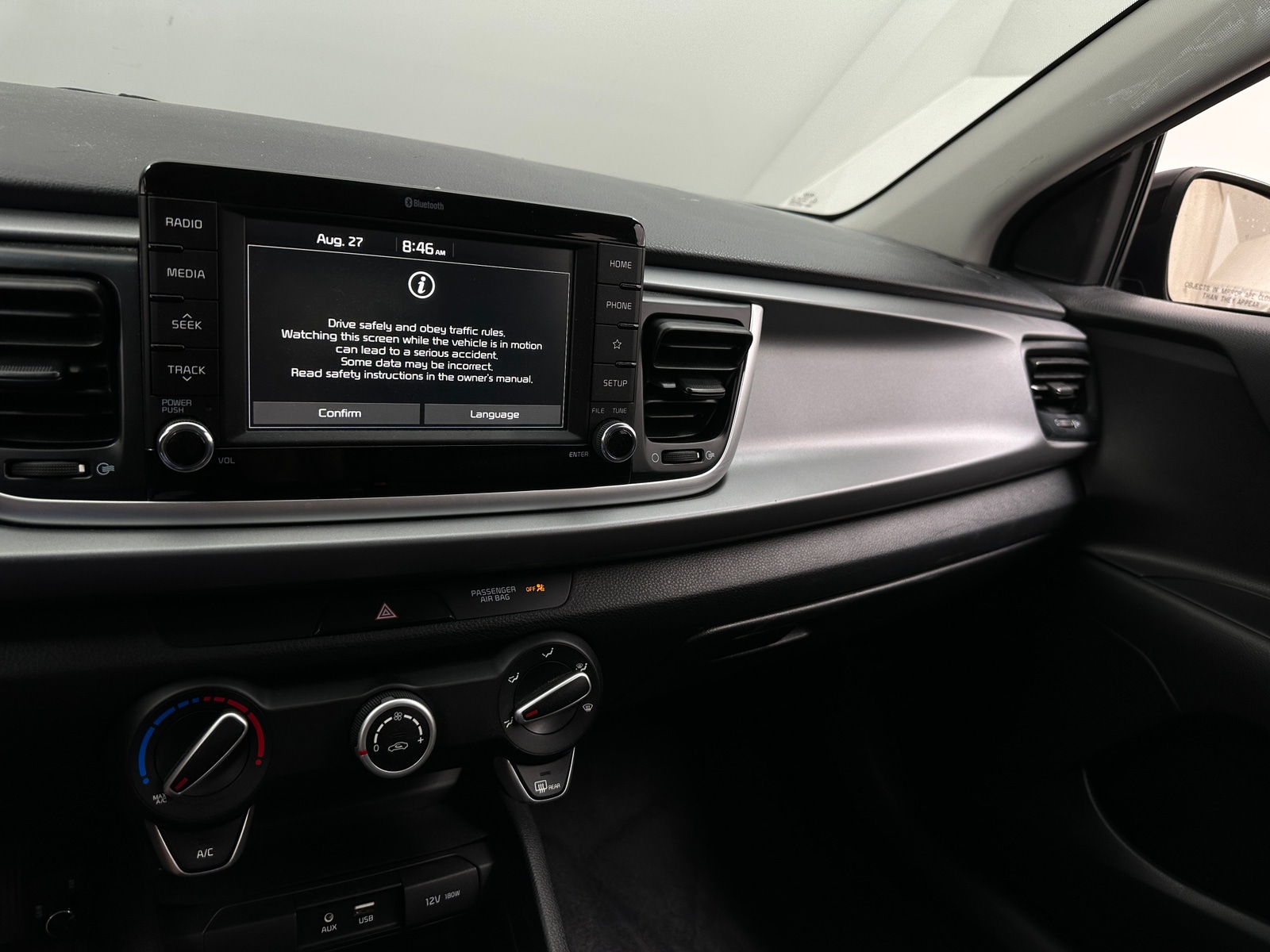 Thumbnail: 2020 Kia Rio - 4