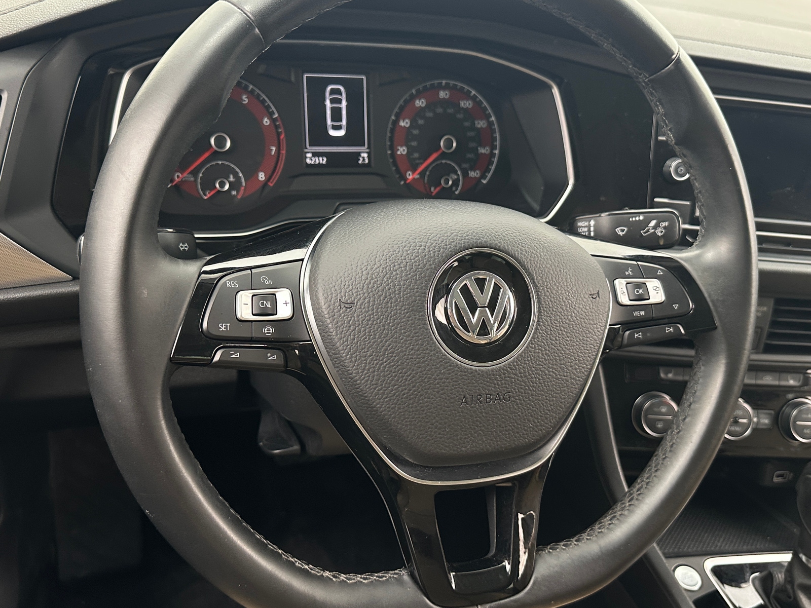 Thumbnail: 2019 Volkswagen Jetta - 4