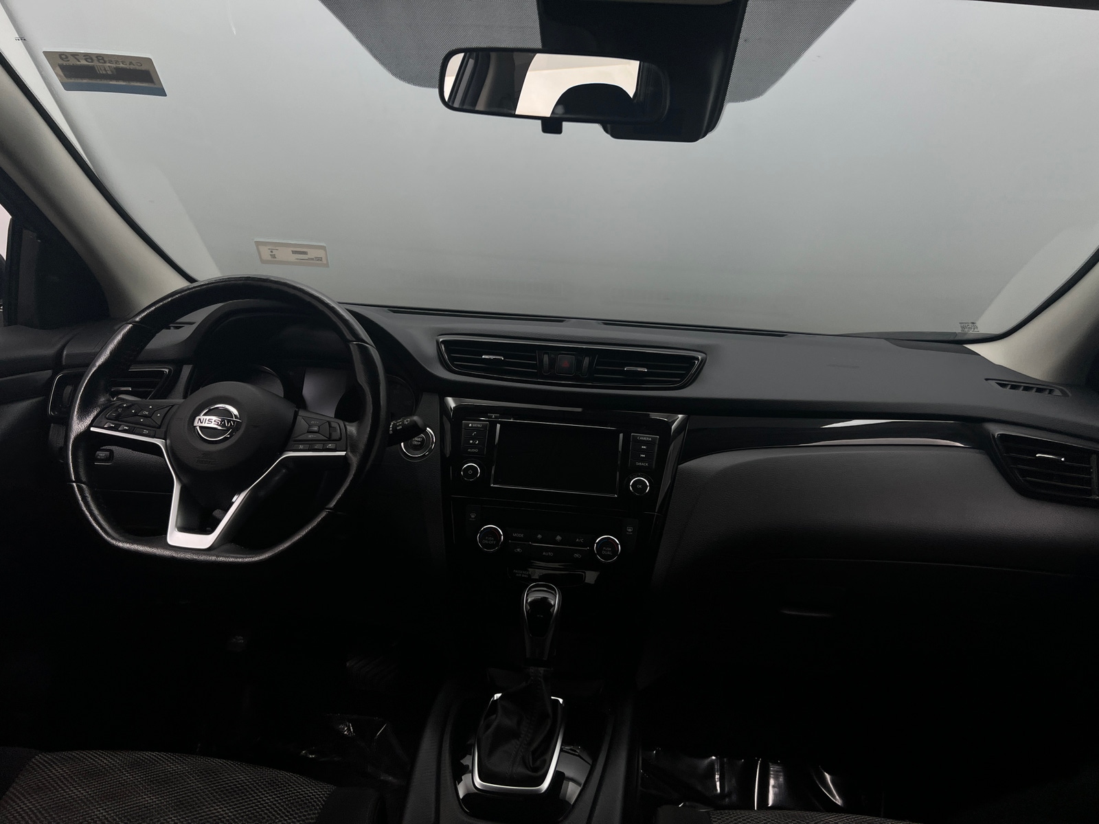 Thumbnail: 2021 Nissan Rogue Sport - 3