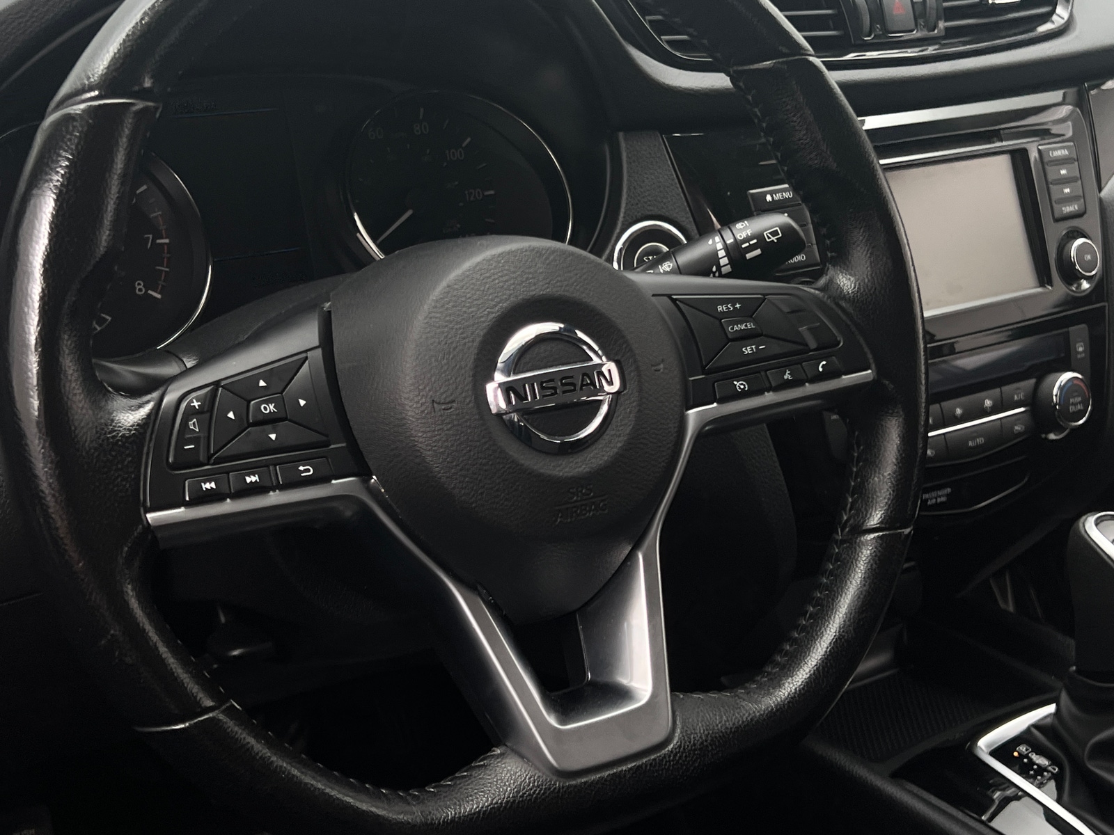 Thumbnail: 2021 Nissan Rogue Sport - 5