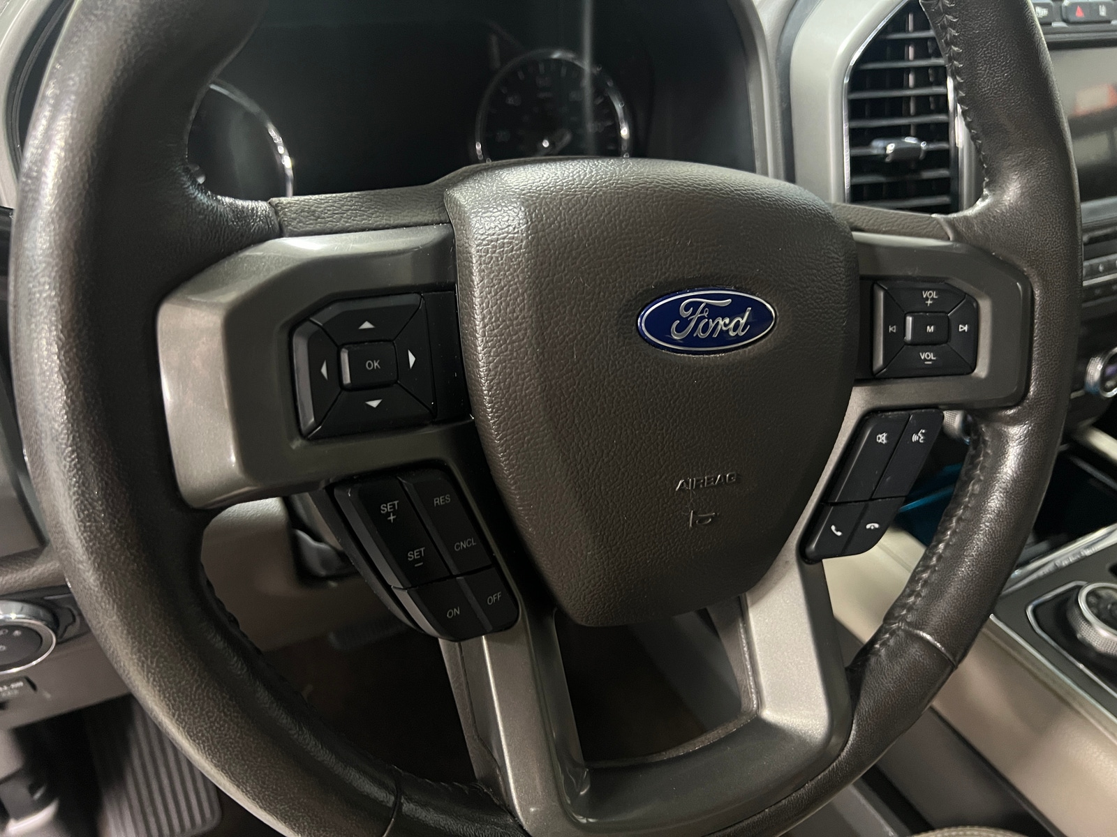 Thumbnail: 2021 Ford Expedition - 5