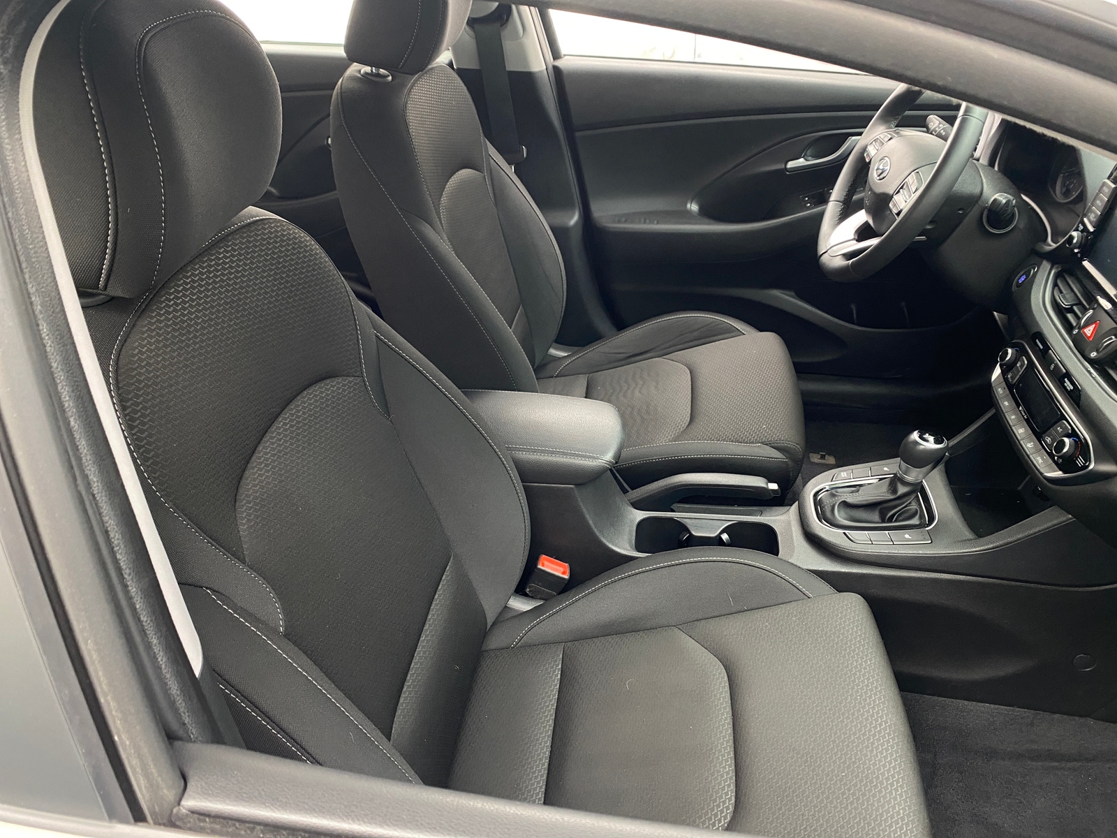 Thumbnail: 2018 Hyundai Elantra - 2