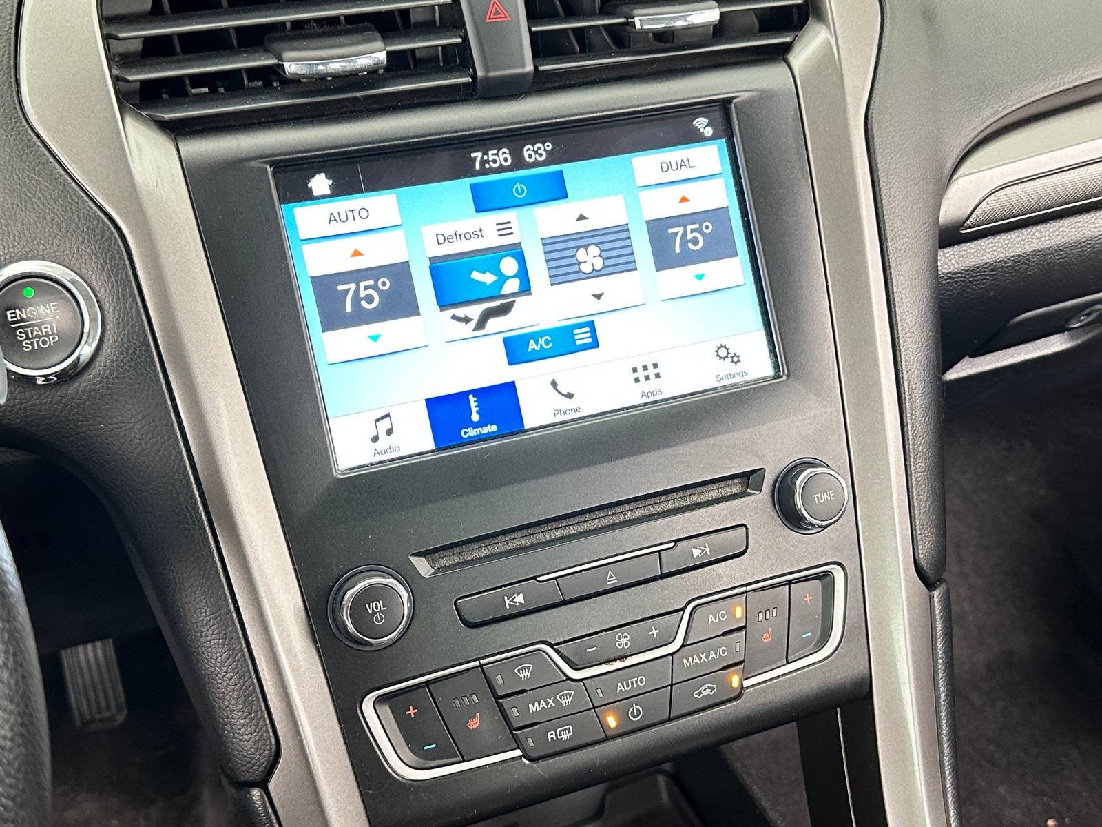 Thumbnail: 2017 Ford Fusion - 4
