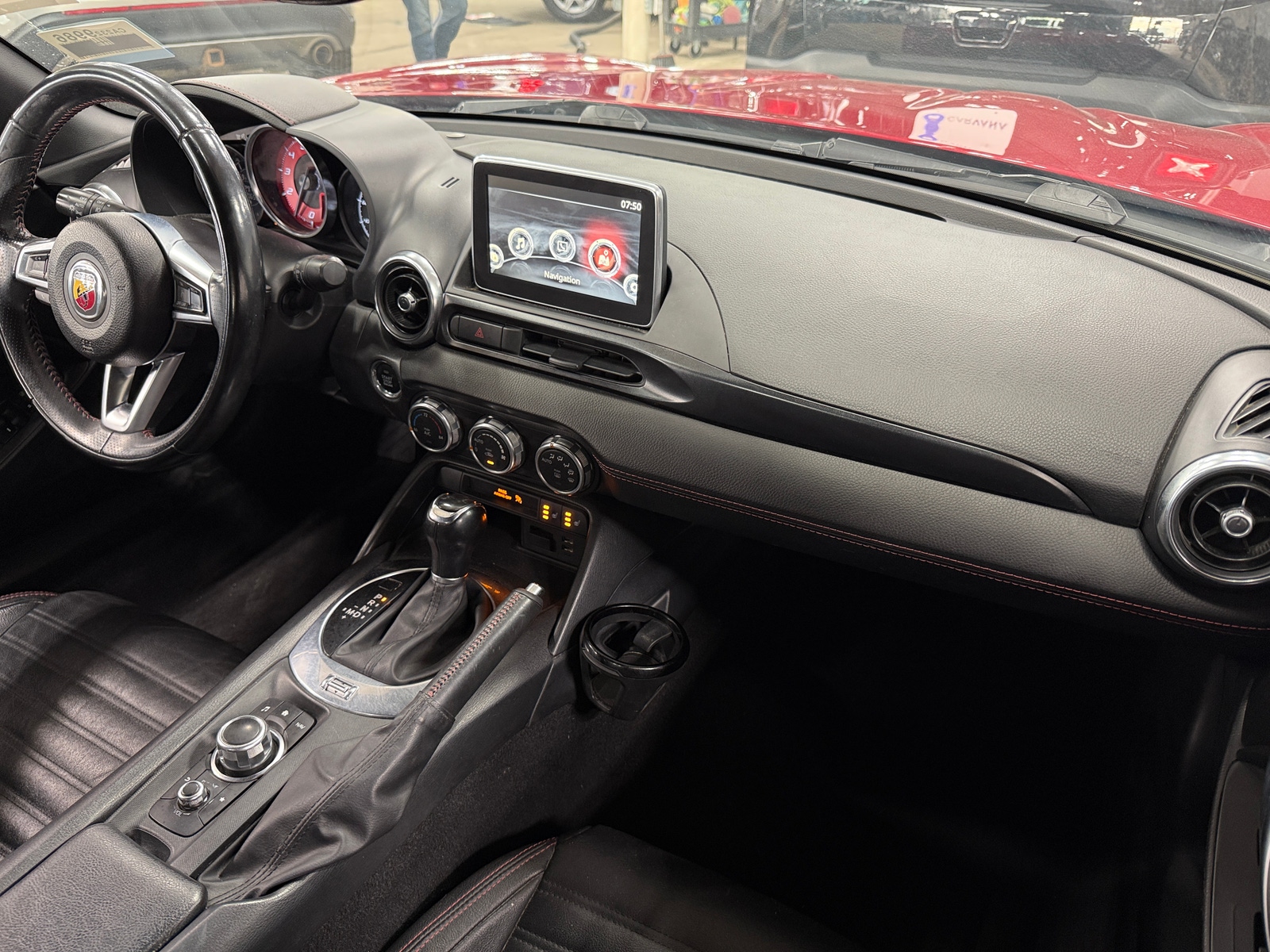 Thumbnail: 2019 Fiat 124 Spider - 2
