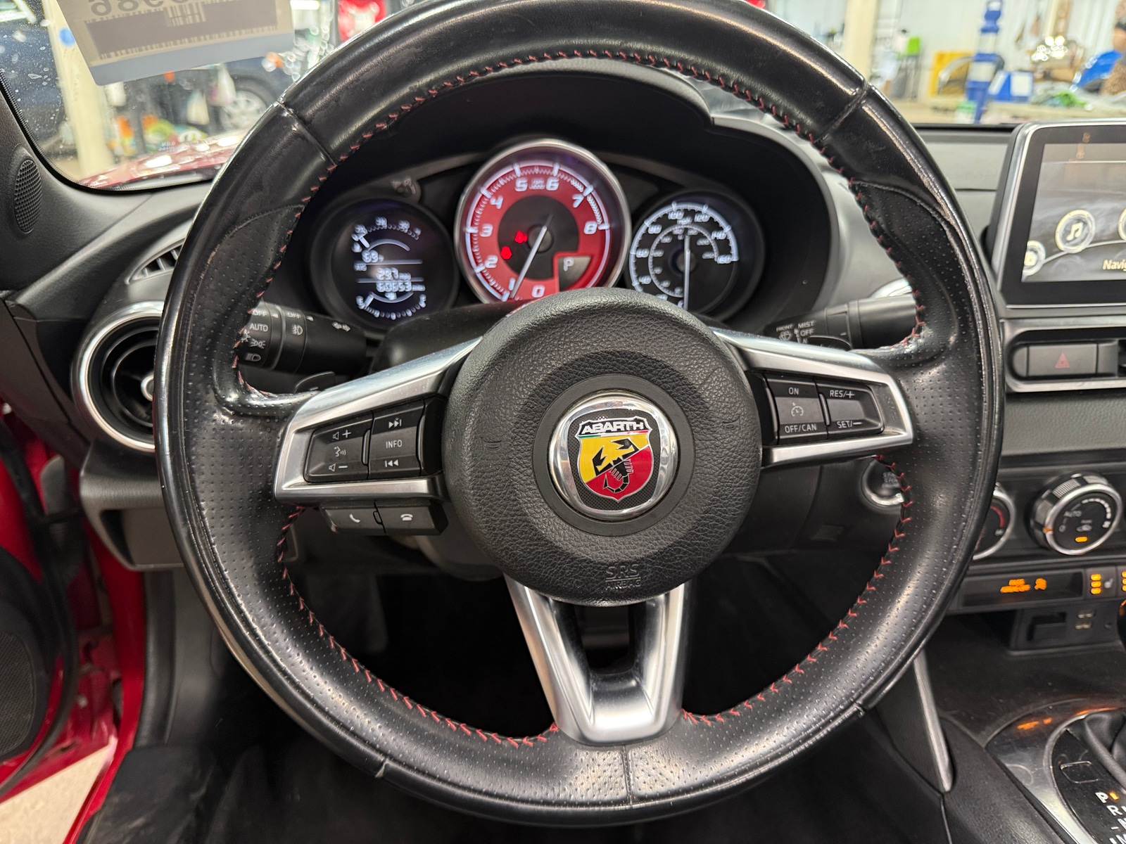 Thumbnail: 2019 Fiat 124 Spider - 4