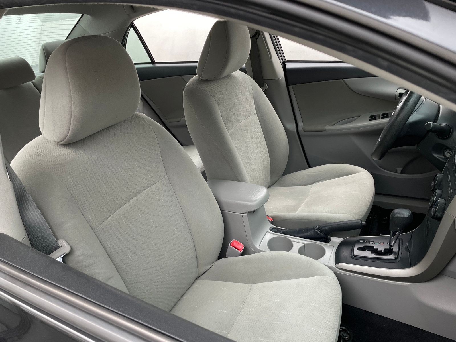 Thumbnail: 2013 Toyota Corolla - 2