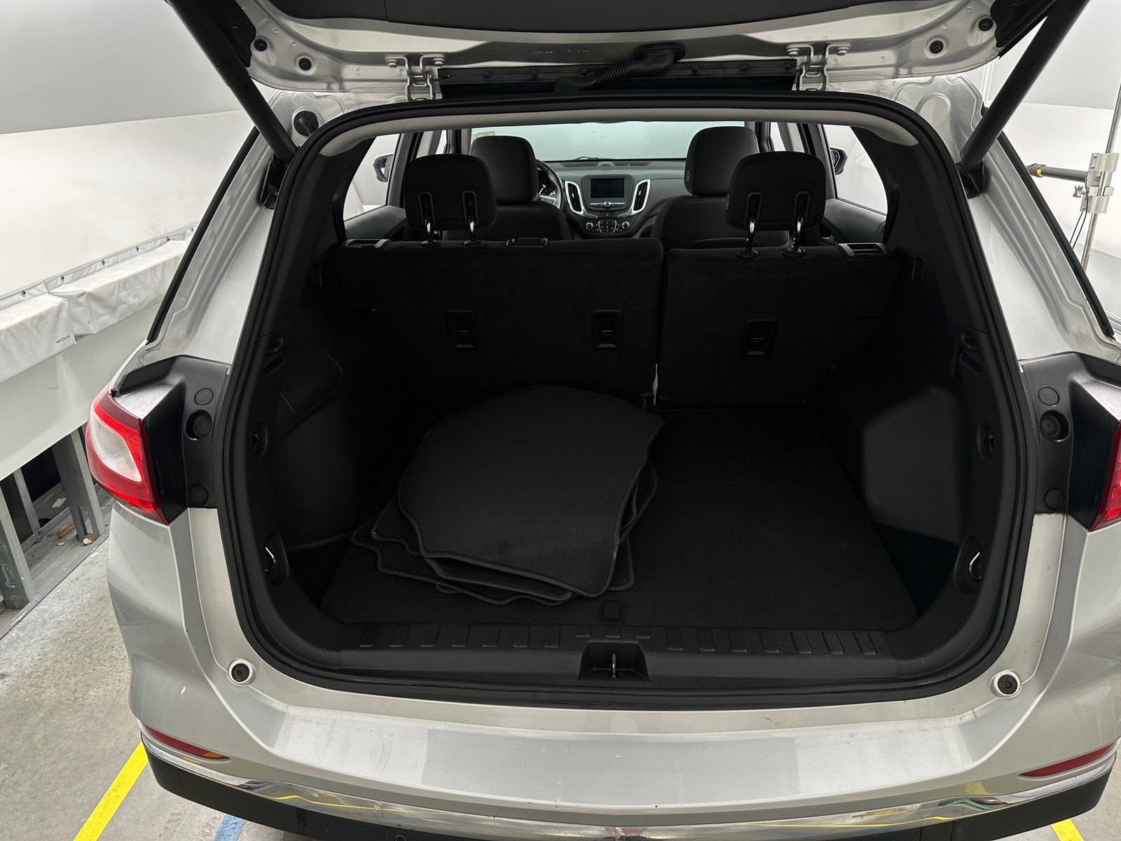 Thumbnail: 2020 Chevrolet Equinox - 7