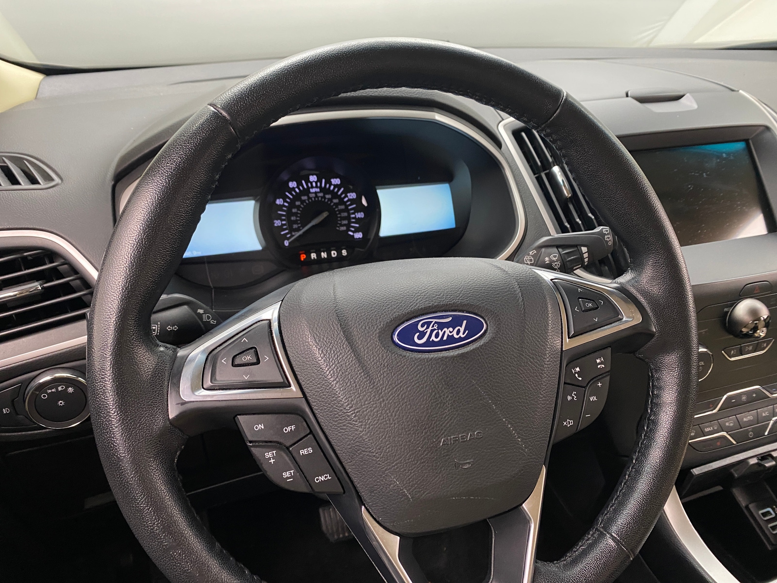 Thumbnail: 2019 Ford Edge - 5