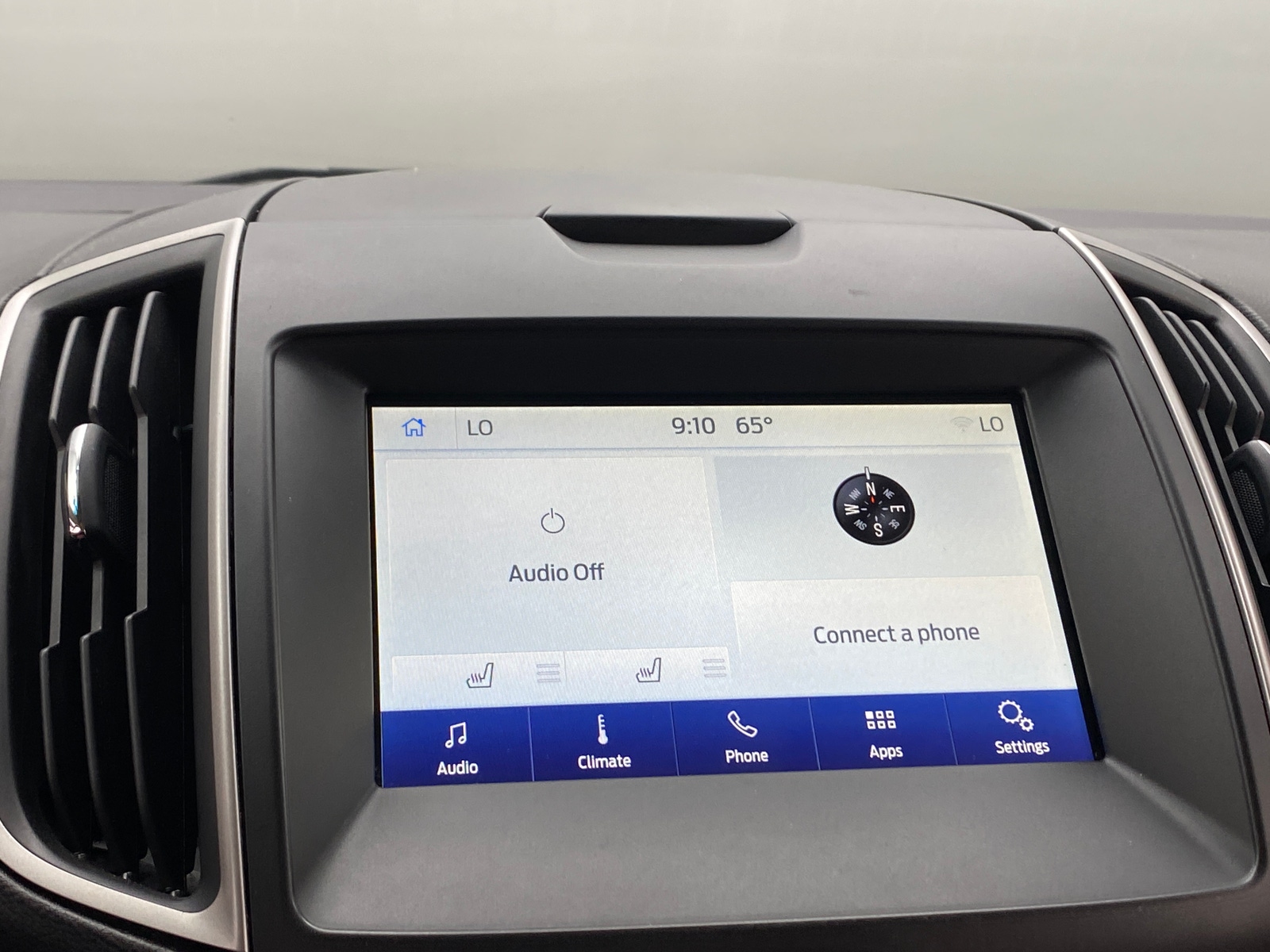 Thumbnail: 2019 Ford Edge - 4