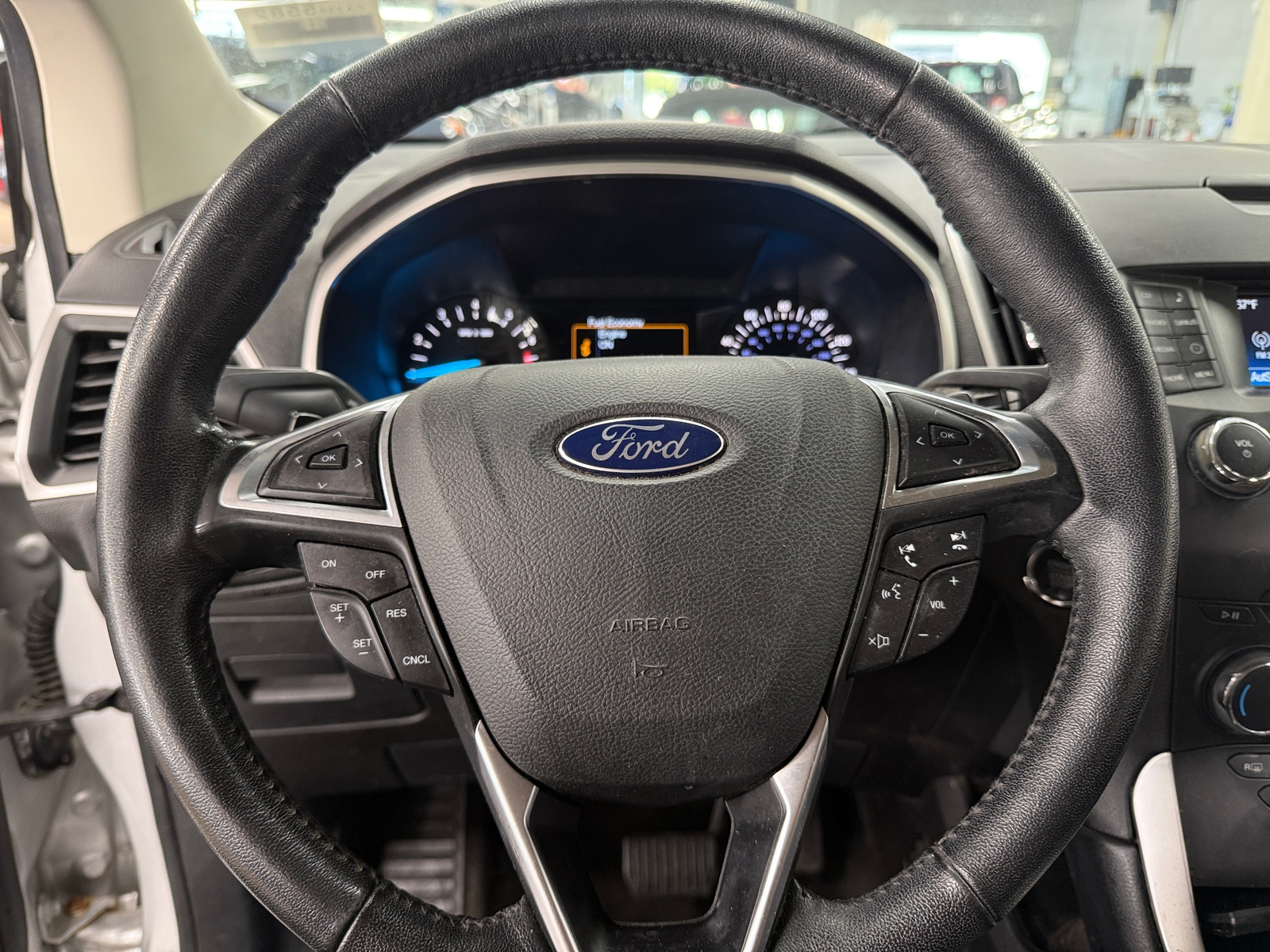 Thumbnail: 2017 Ford Edge - 5
