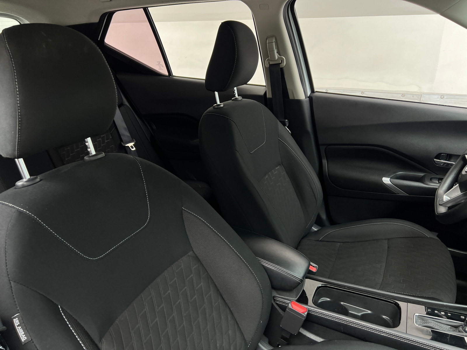Thumbnail: 2023 Nissan Kicks - 2