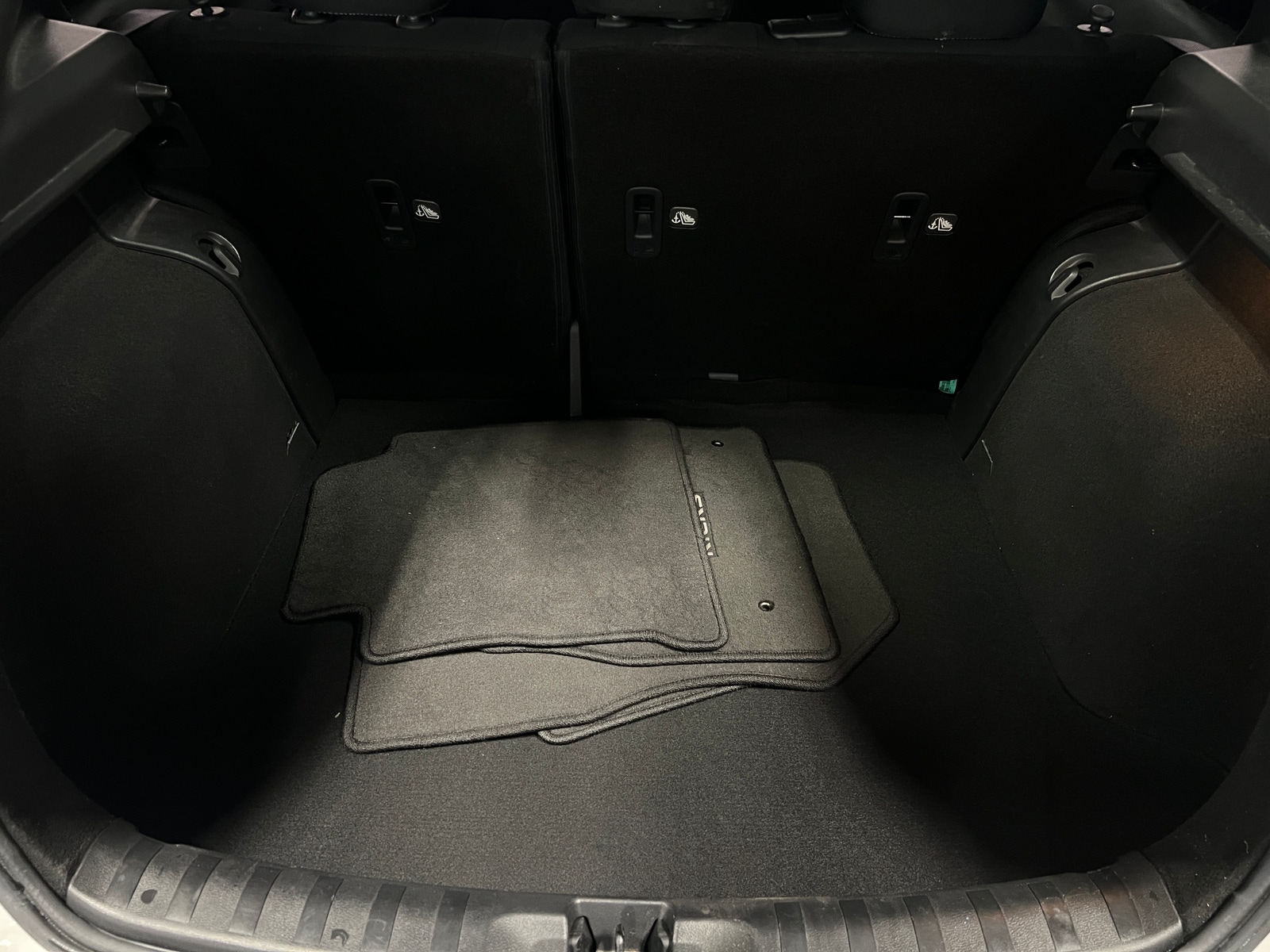 Thumbnail: 2023 Nissan Kicks - 7