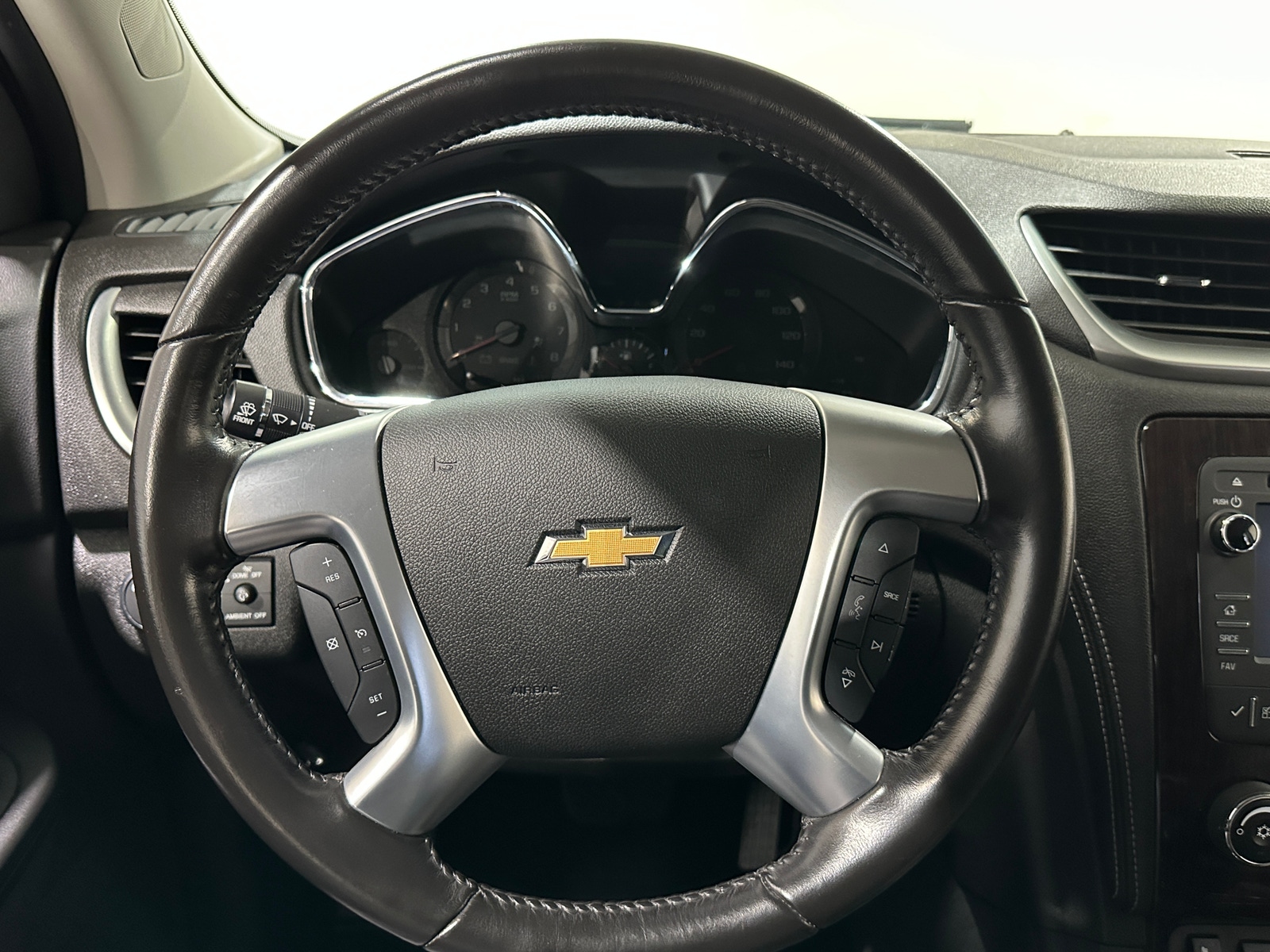 Thumbnail: 2017 Chevrolet Traverse - 5