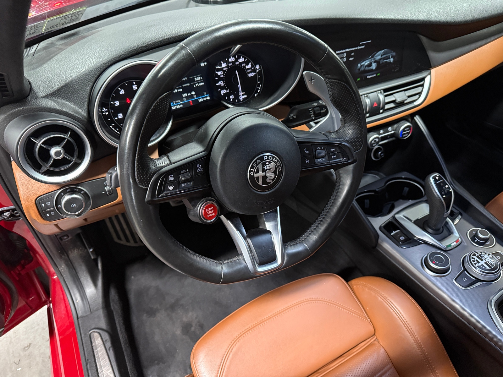 Thumbnail: 2020 Alfa Romeo Giulia - 4
