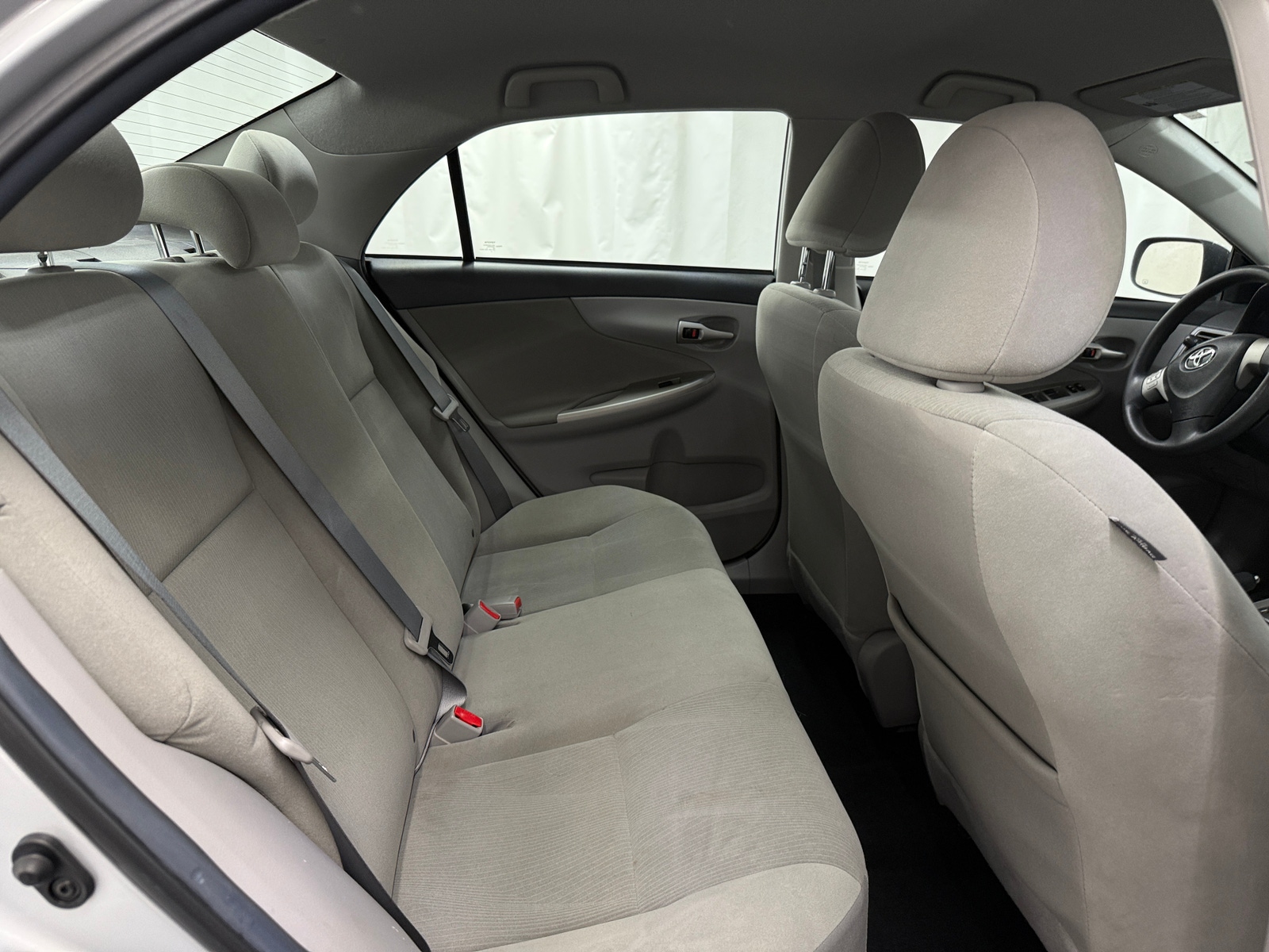 Thumbnail: 2013 Toyota Corolla - 6