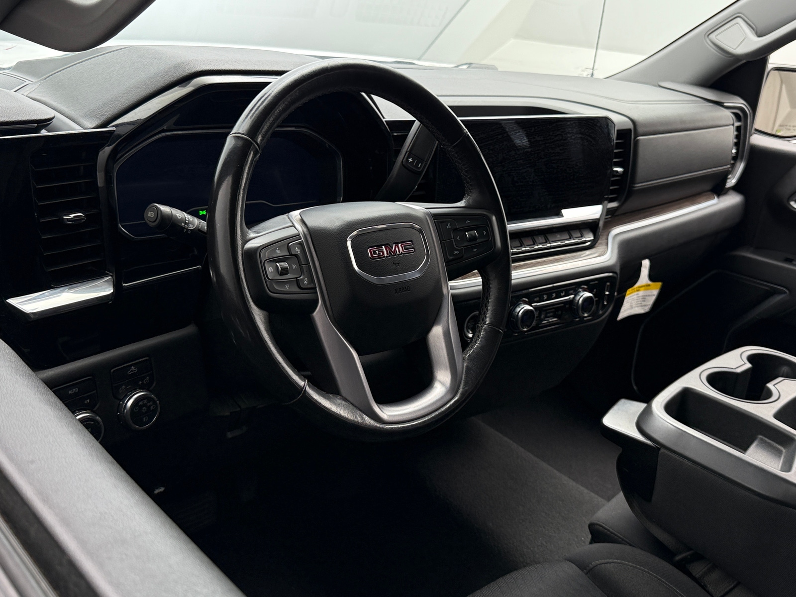 Thumbnail: 2022 GMC Sierra 1500 - 3